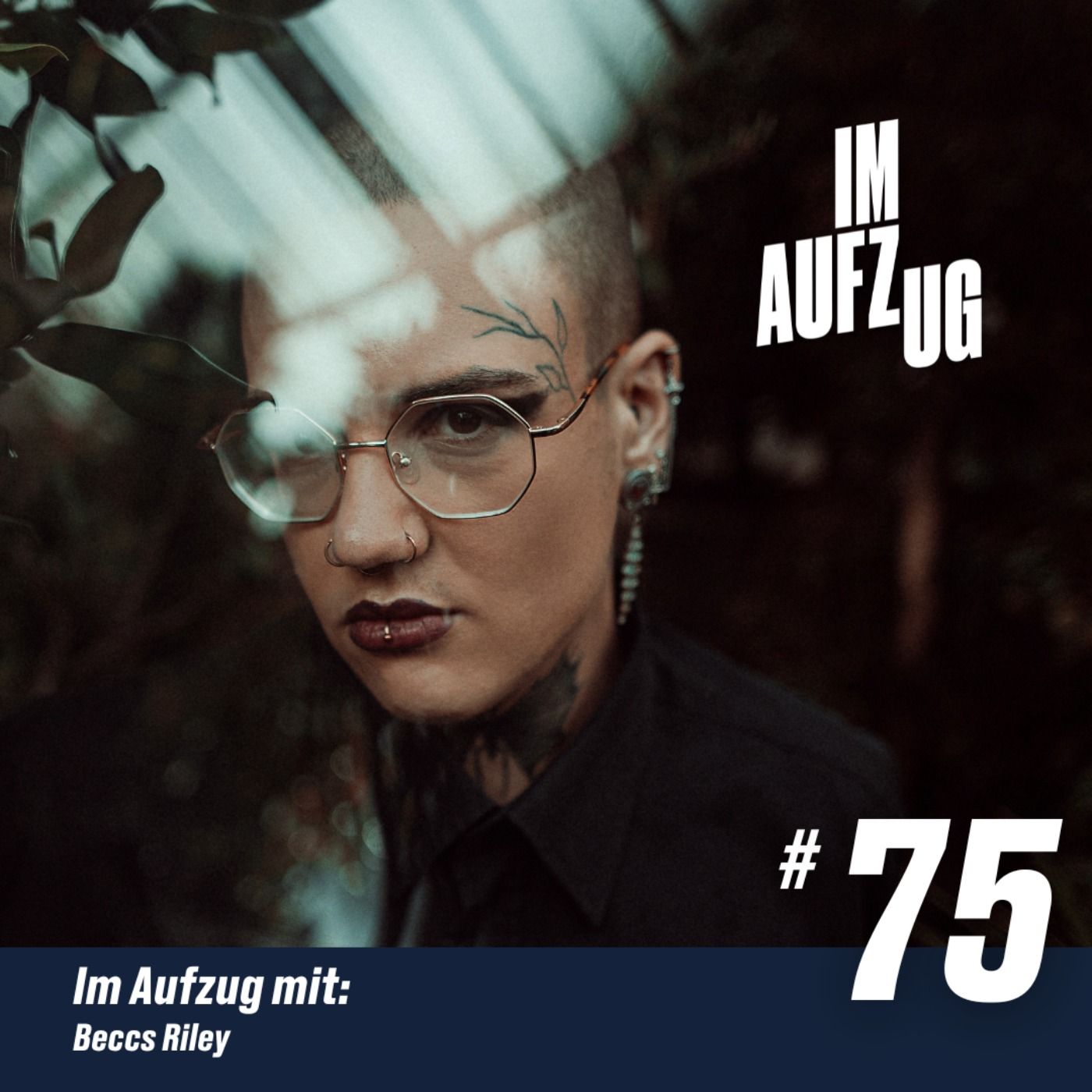 Im Aufzug mit Beccs Riley