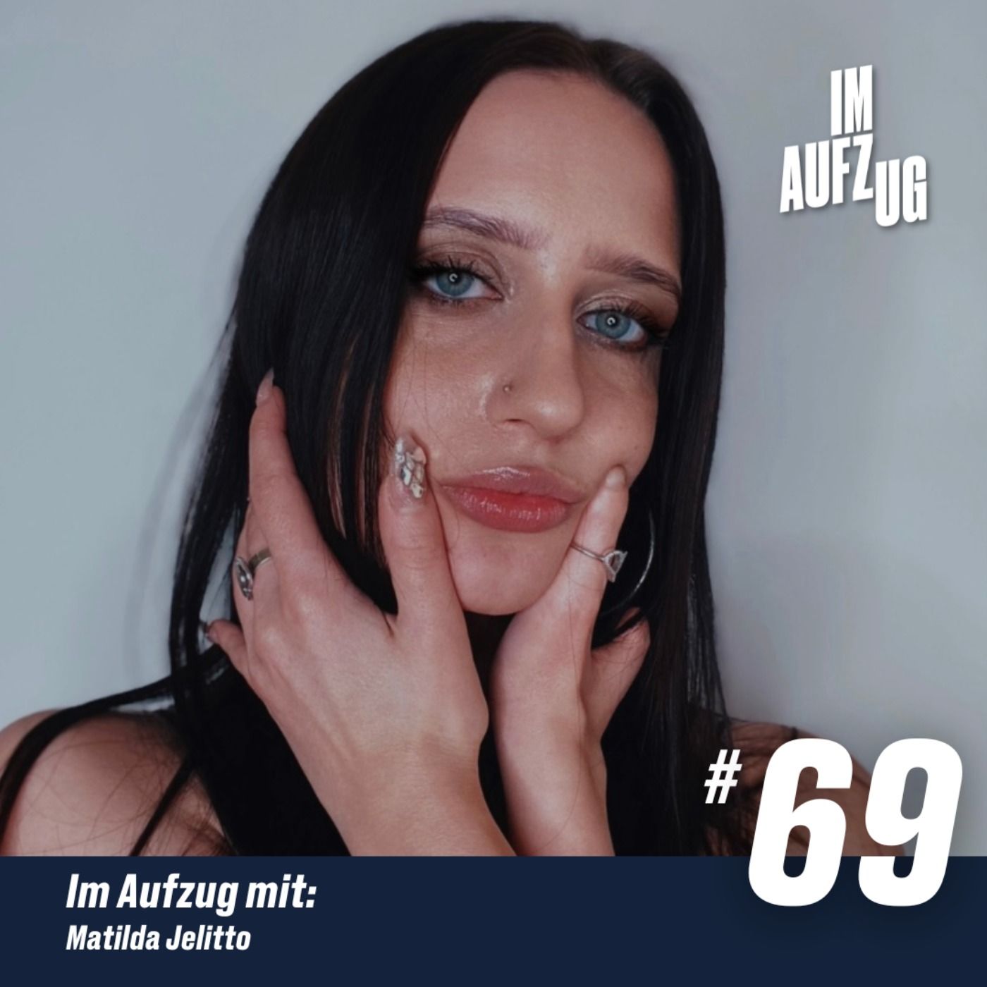 Im Aufzug mit Matilda Jelitto