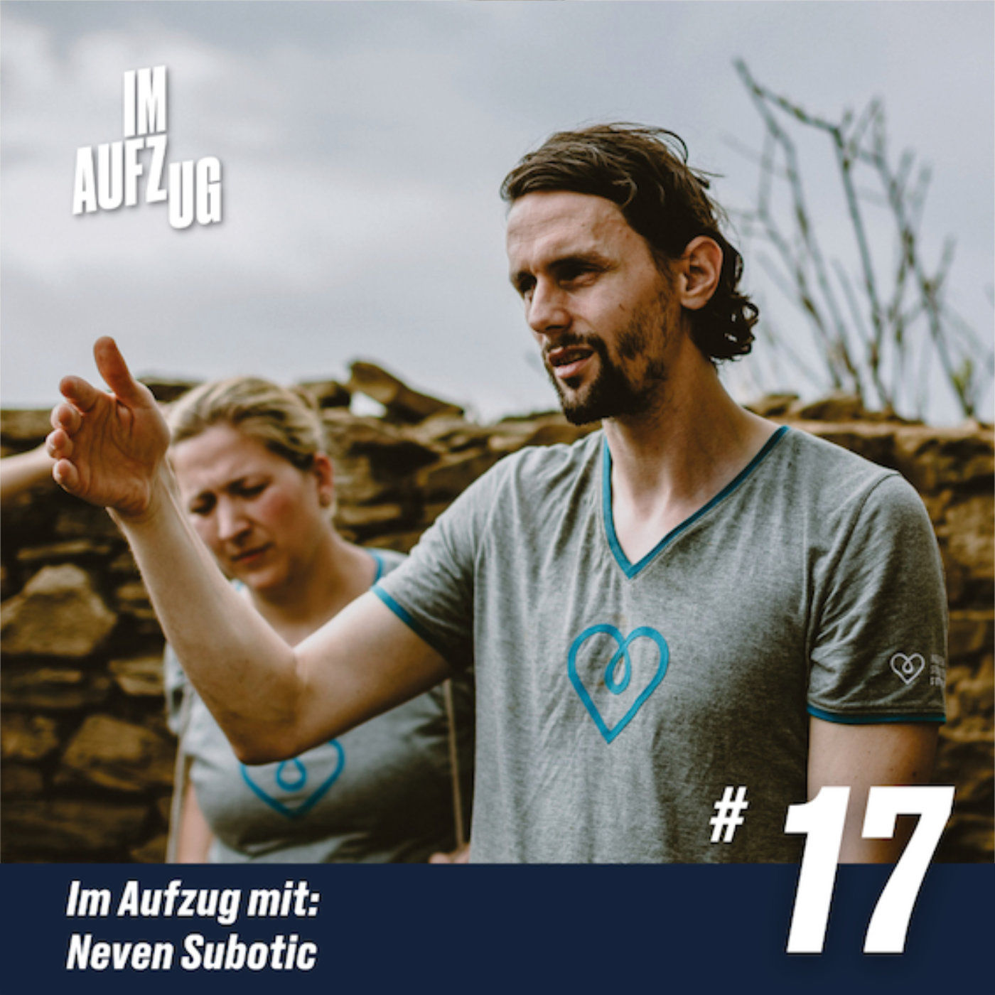 Im Aufzug mit Neven Subotić, Ex-Fußballprofi und Stiftungsgründer