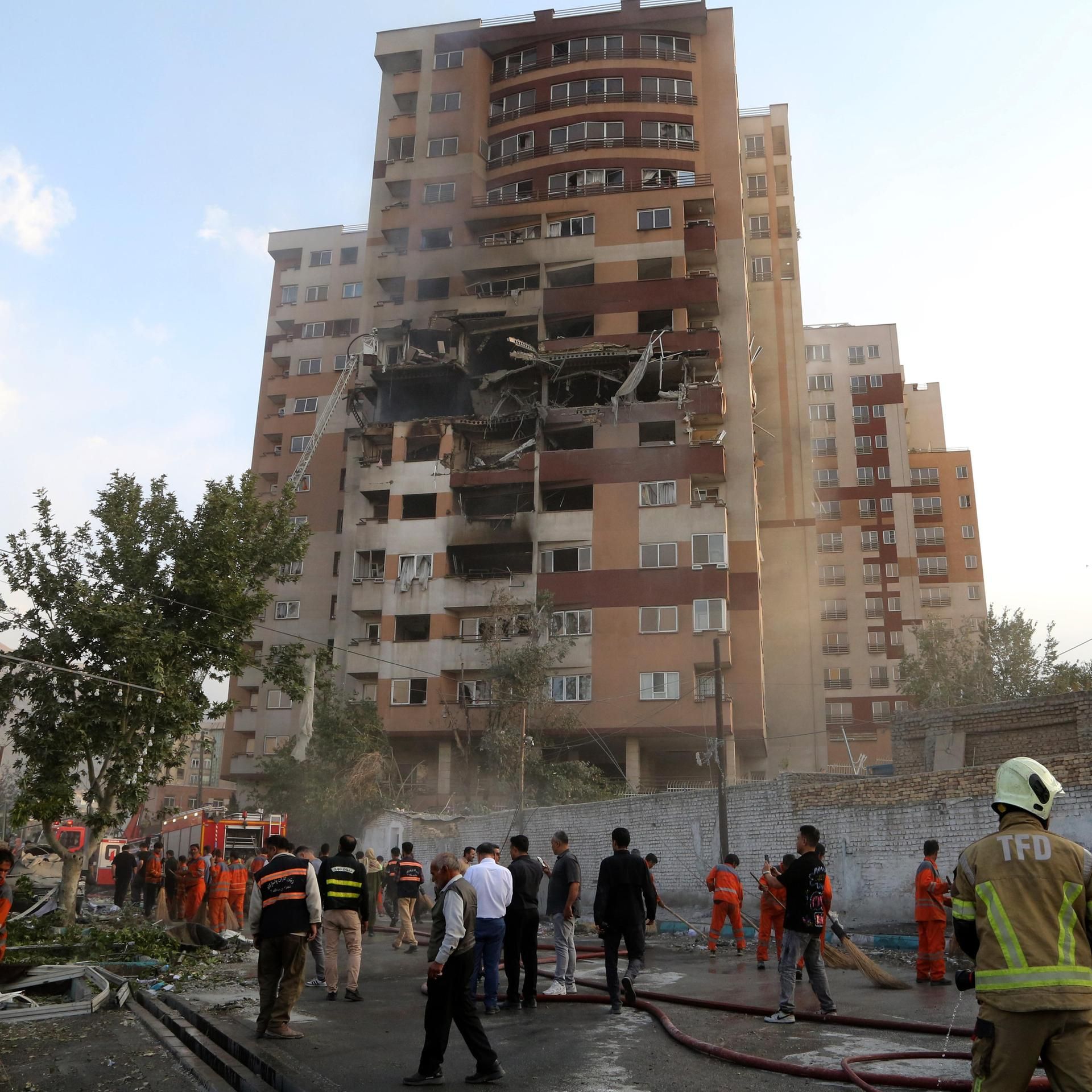 Israel greift Iran an - Droht ein Flächenbrand?