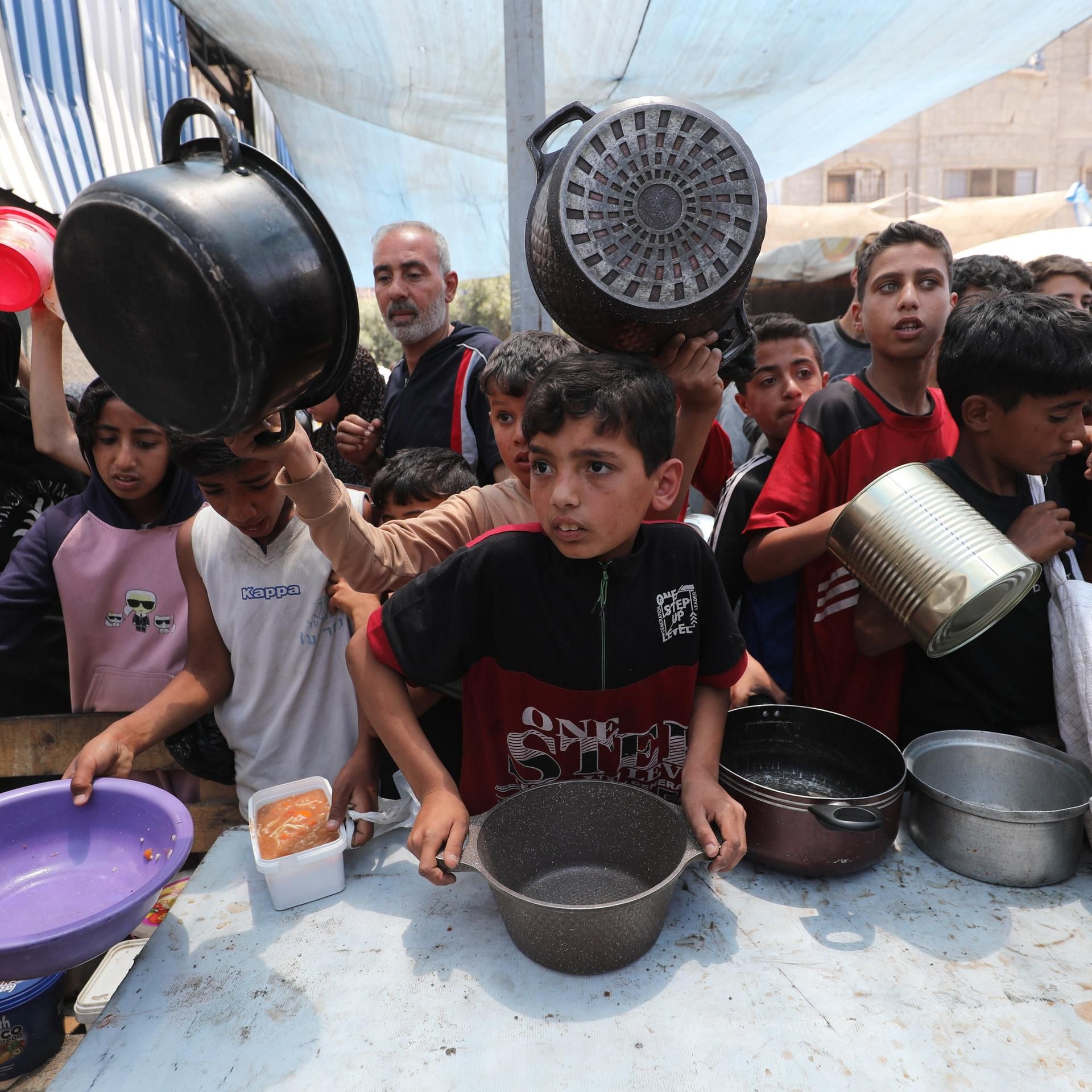 Israels Krieg in Gaza - Kritik jetzt auch vom Kanzler