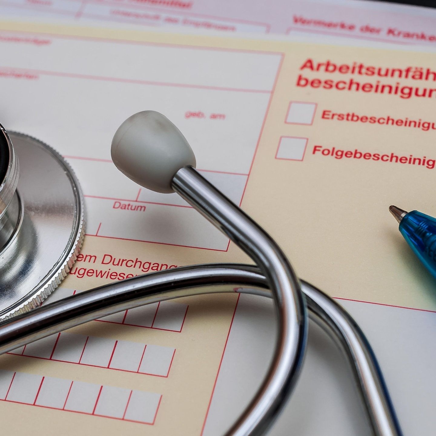 Jeder dritte lügt beim Arzt