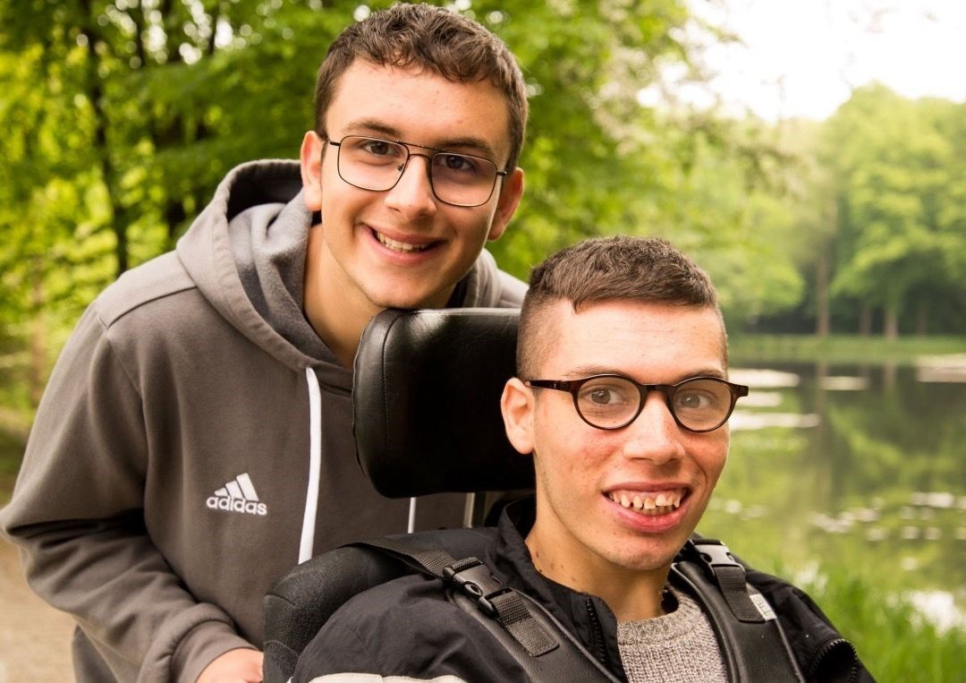 Joel und Leon: Eine ungewöhnliche Bruderliebe