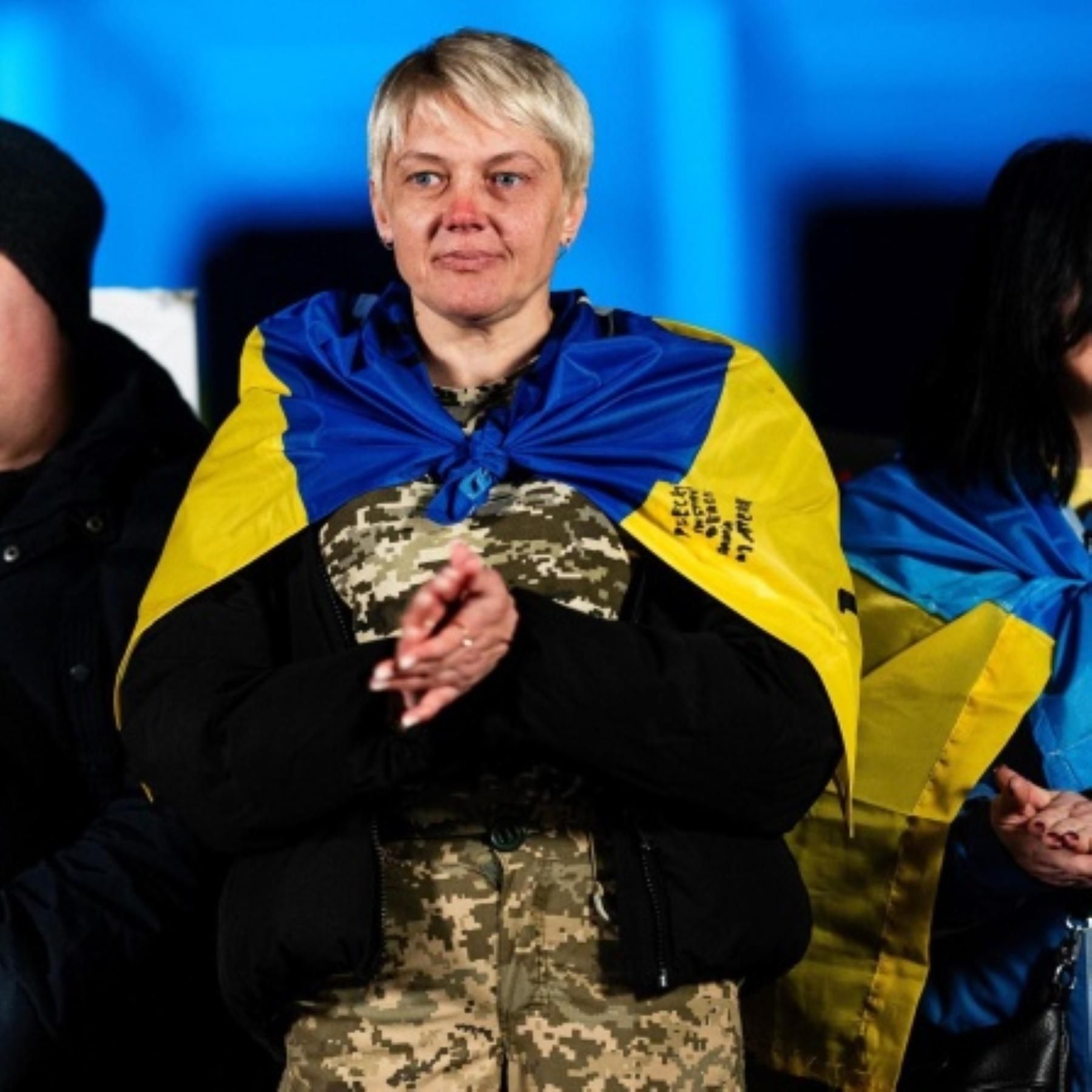 Kämpfen, Überleben, Weiterleben: Ukrainische Frauen an der Front