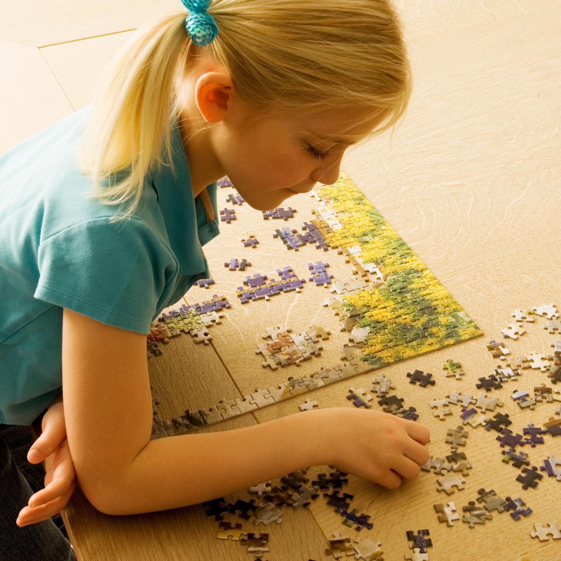 Kakadu - bei euch - Ella puzzelt