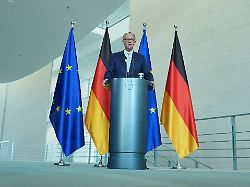 Kanzler Merz: "Nehmen Gespräche mit Teheran wieder auf"