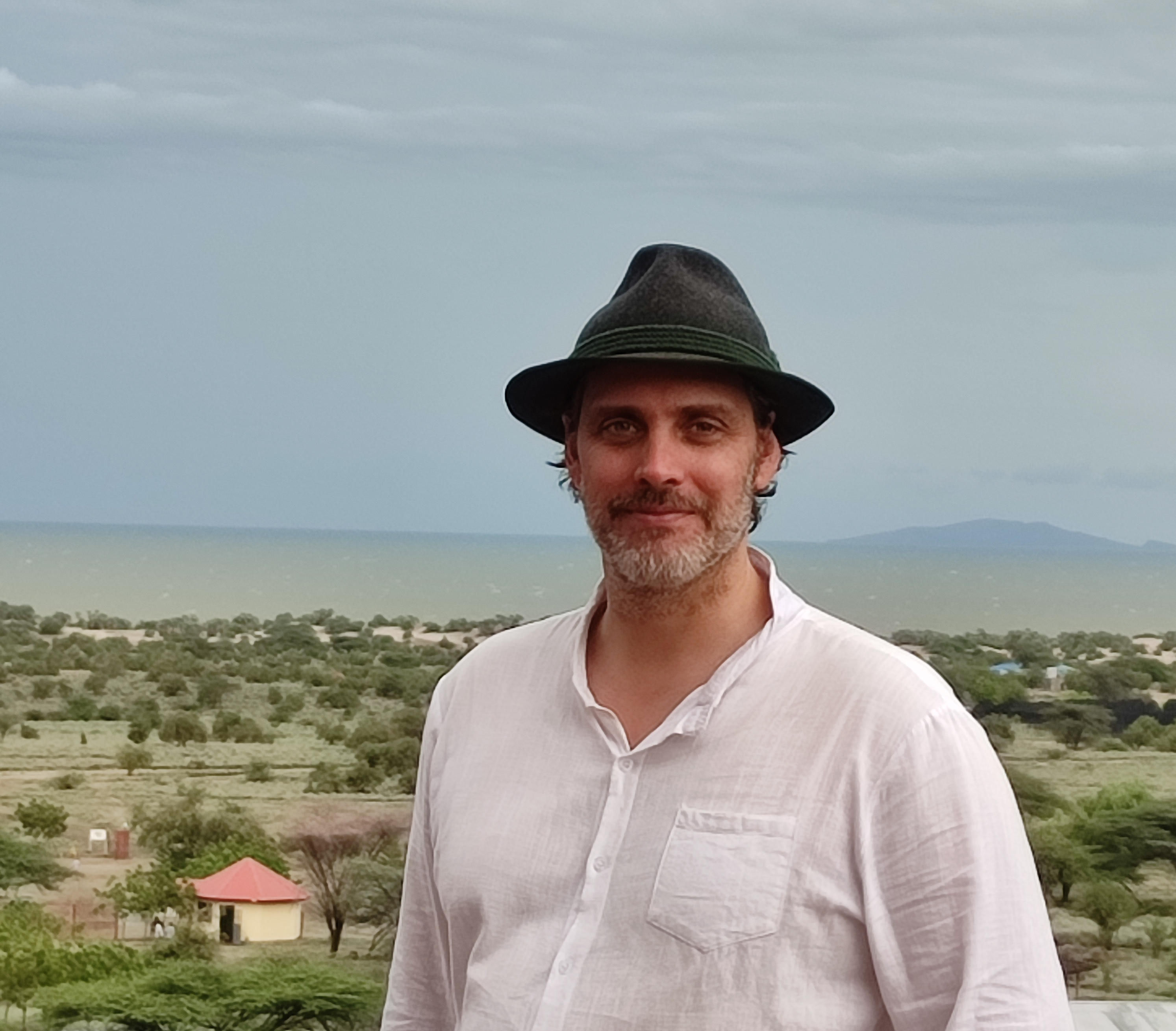 Kenia III: Prinz Ludwig von Bayern, Internet in der Wüste und ein bewegliches Bett