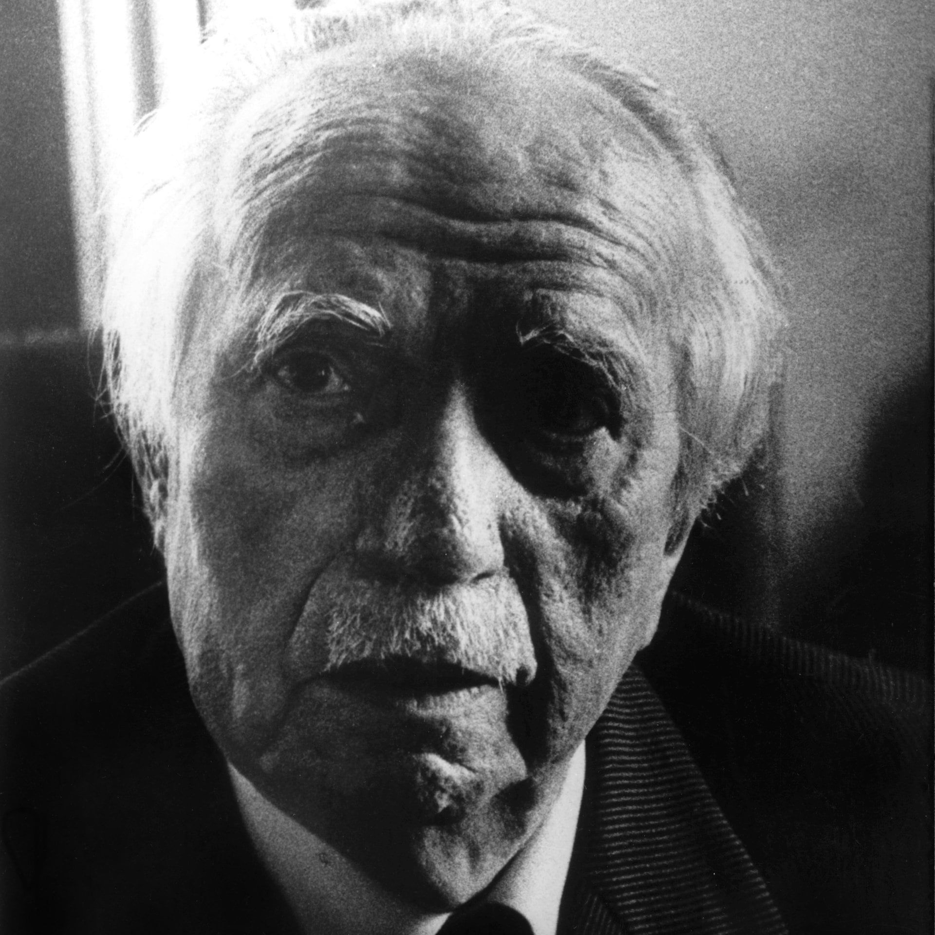 Kommentar Fritz Eberhard: "Atombombe und Nürnberger Prozess prägen die Lage" | 24.11.1945 | Nürnberger Prozesse