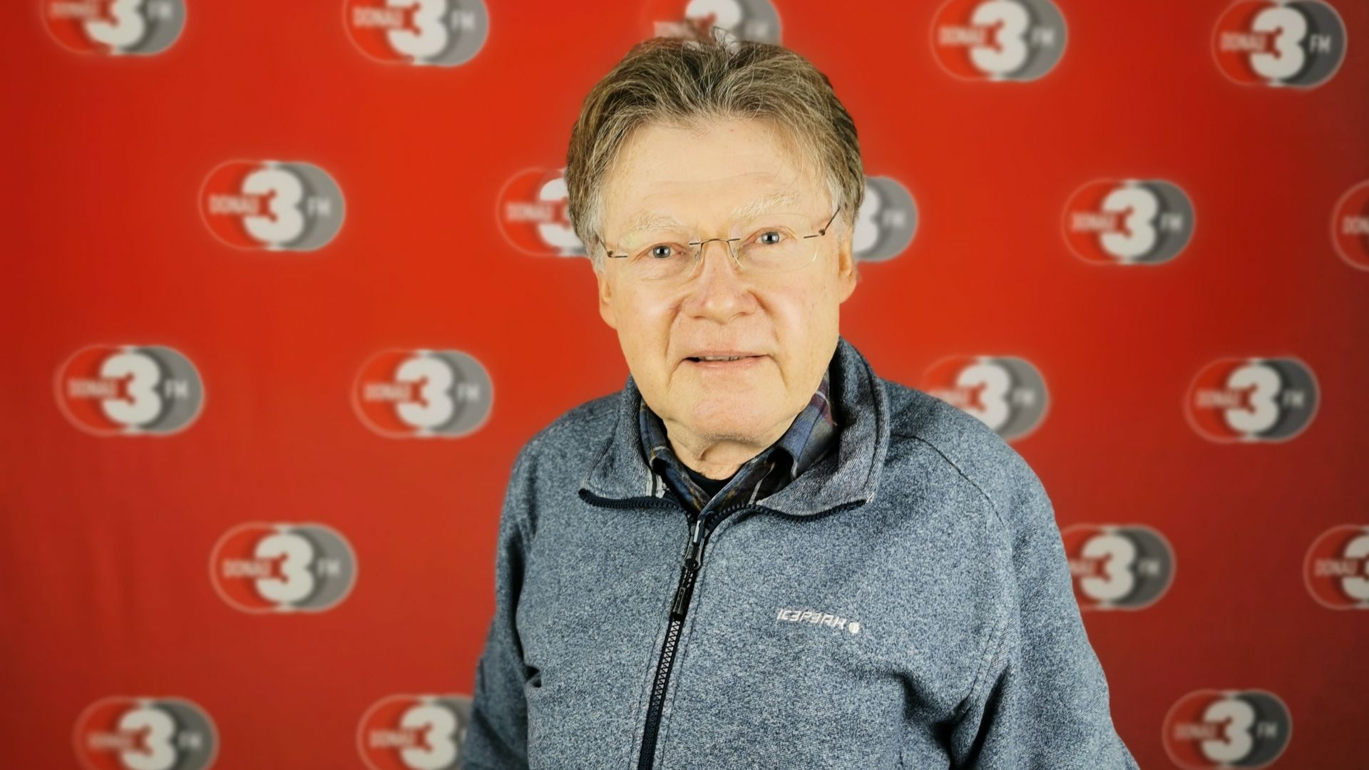 Krimi-Autor Manfred Bomm verrät ein Geheimnis