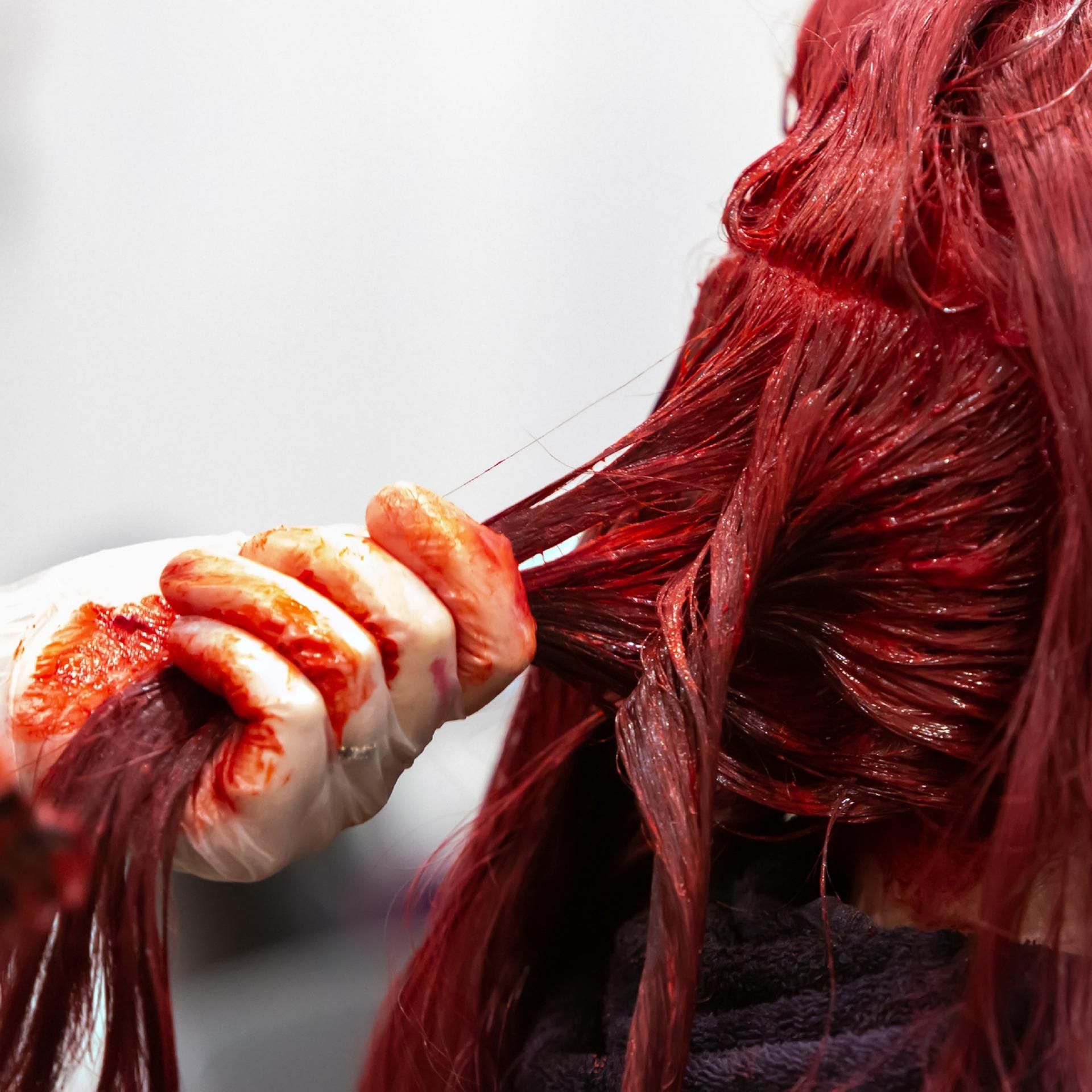 Krimi-Hörspiel: Eine Friseurin ermittelt - Solveigs Salon: Rot 7.76