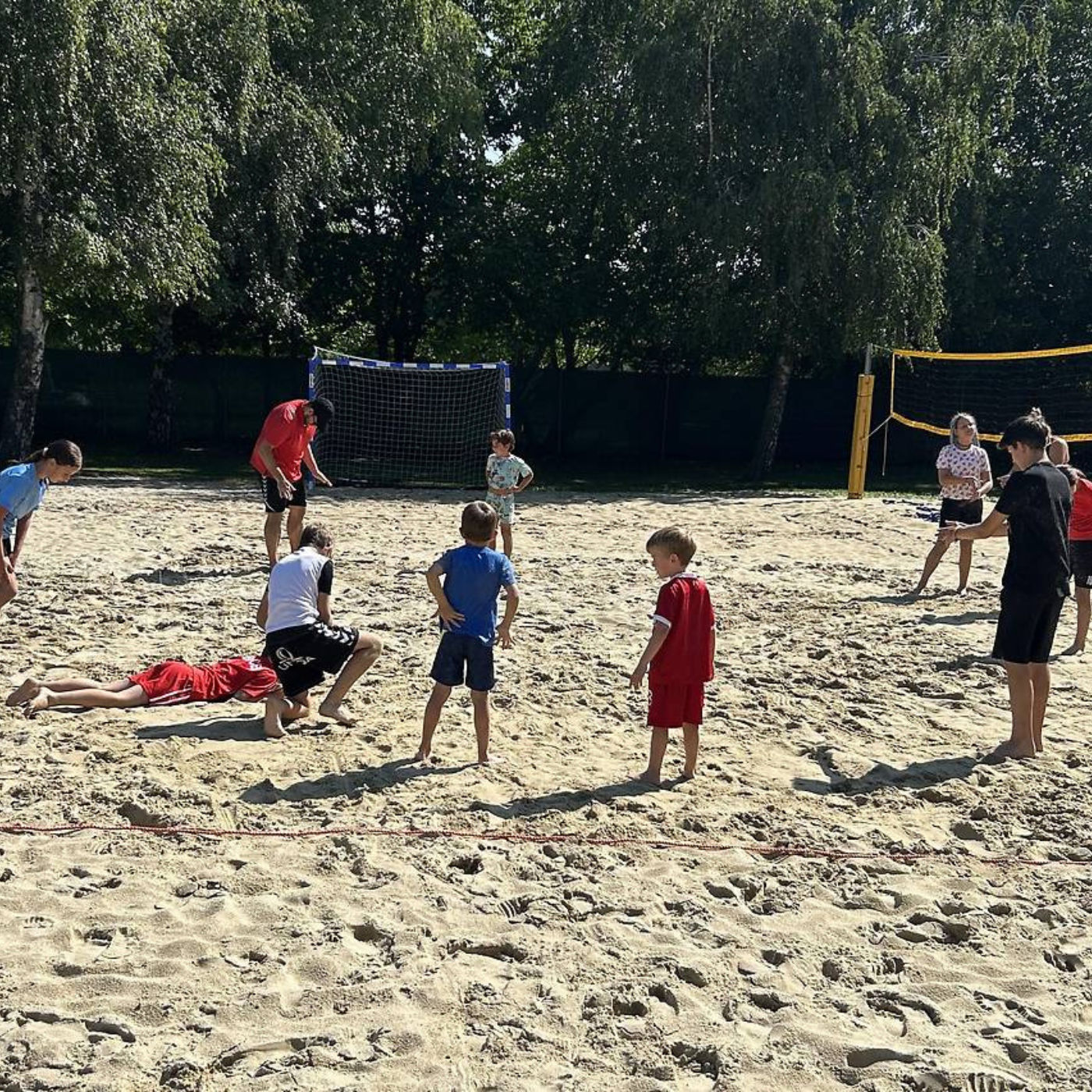 Kézilabda homokon: sport és szórakozás egyszerre