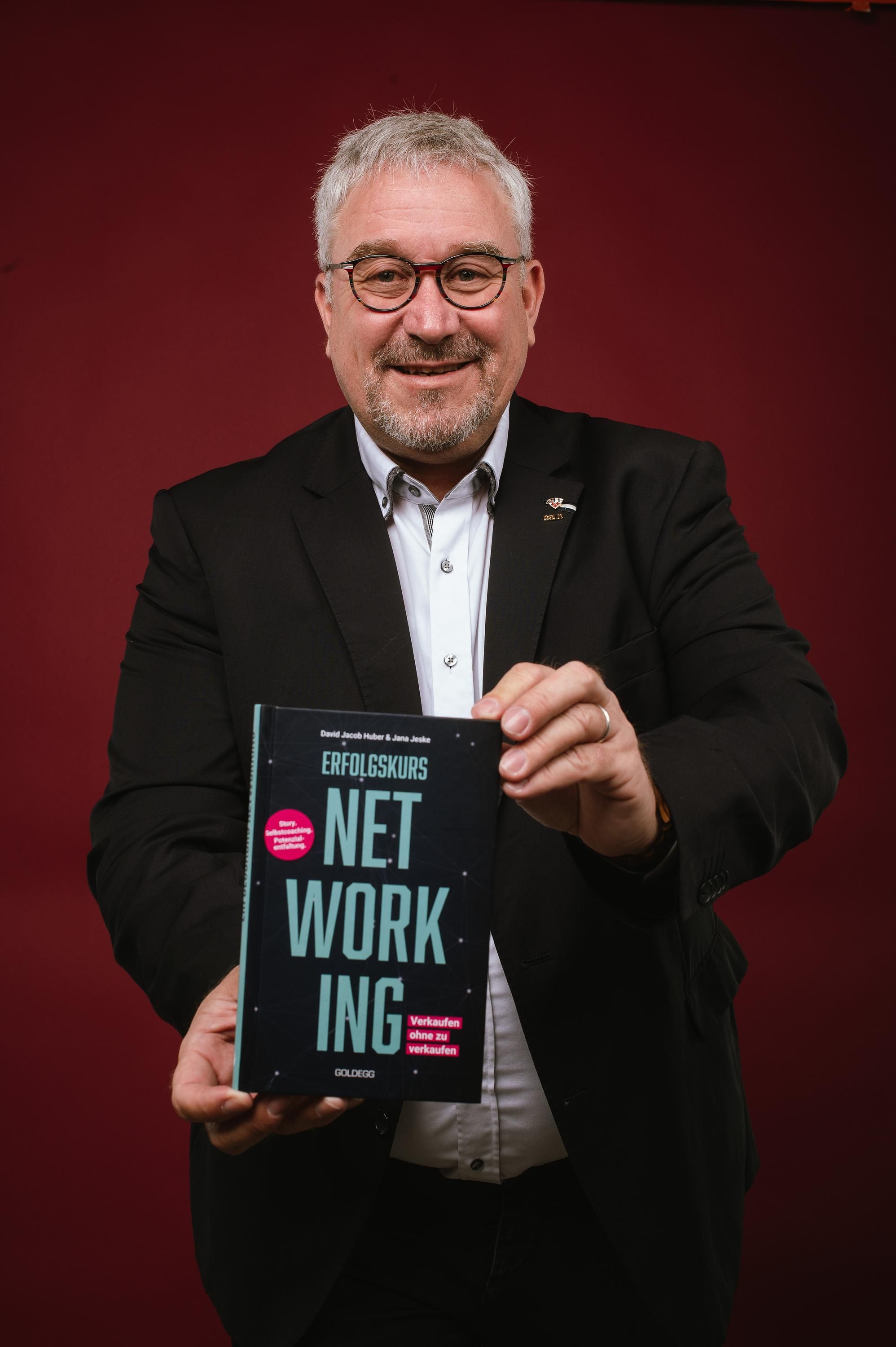LinkedIn-Live von Ilkay Ötzkisaoglu