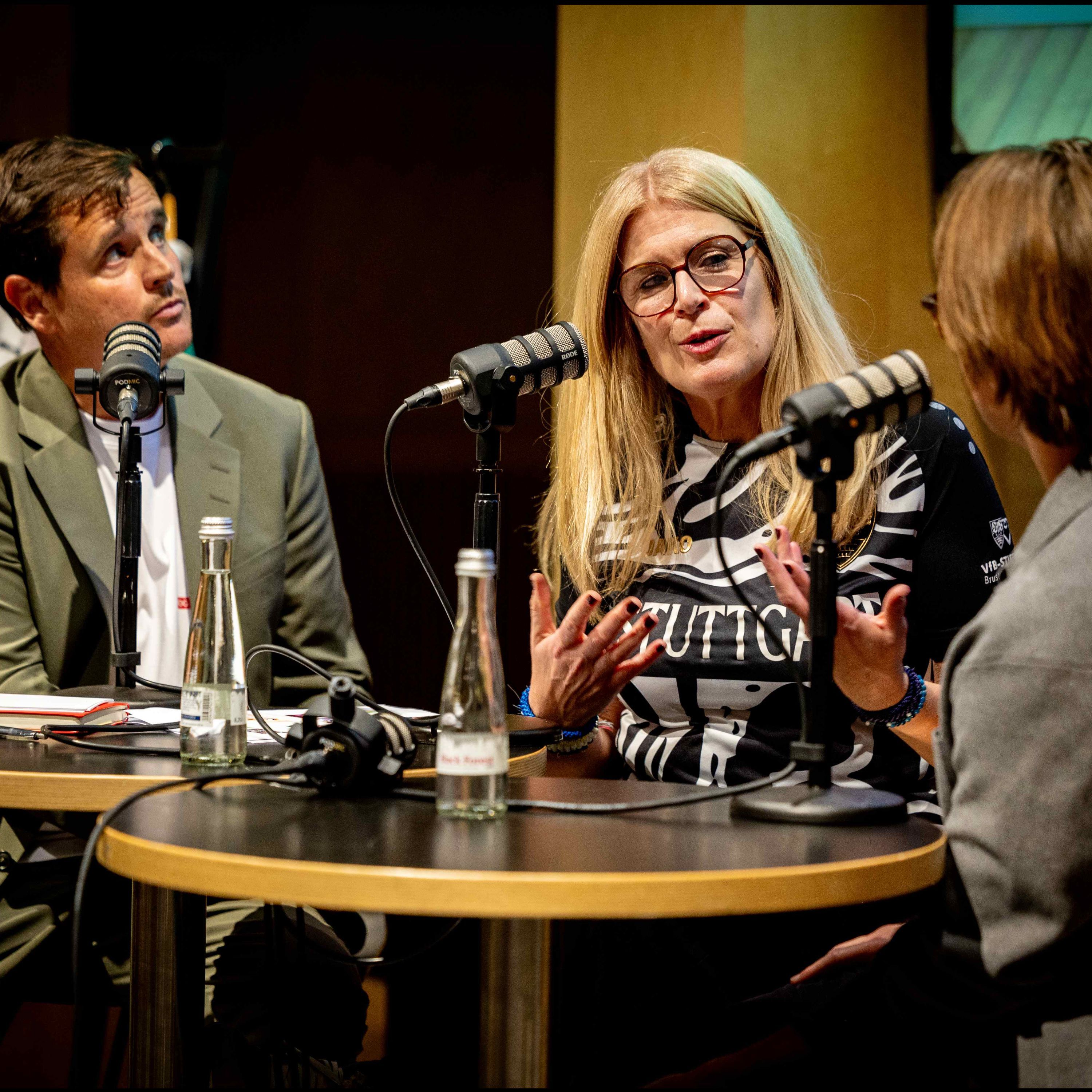 Live Podcast im StadtPalais - Stylecheck: Fußballtrikots als Fashion-Statement