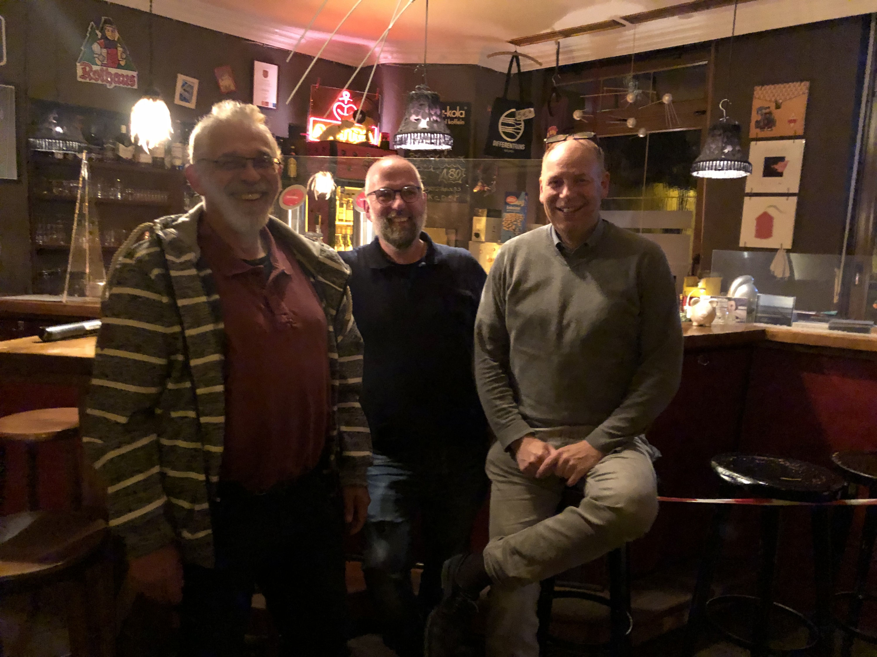 Männersachen an der Theke – Lebensbegleiter mit Musik und Herz