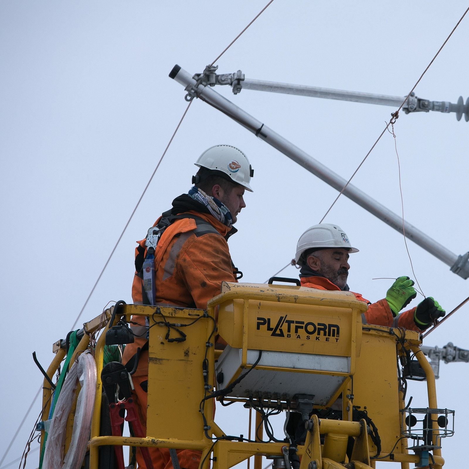 Marode Oberleitungen: Bahn müsste Sanierungstempo vervierfachen