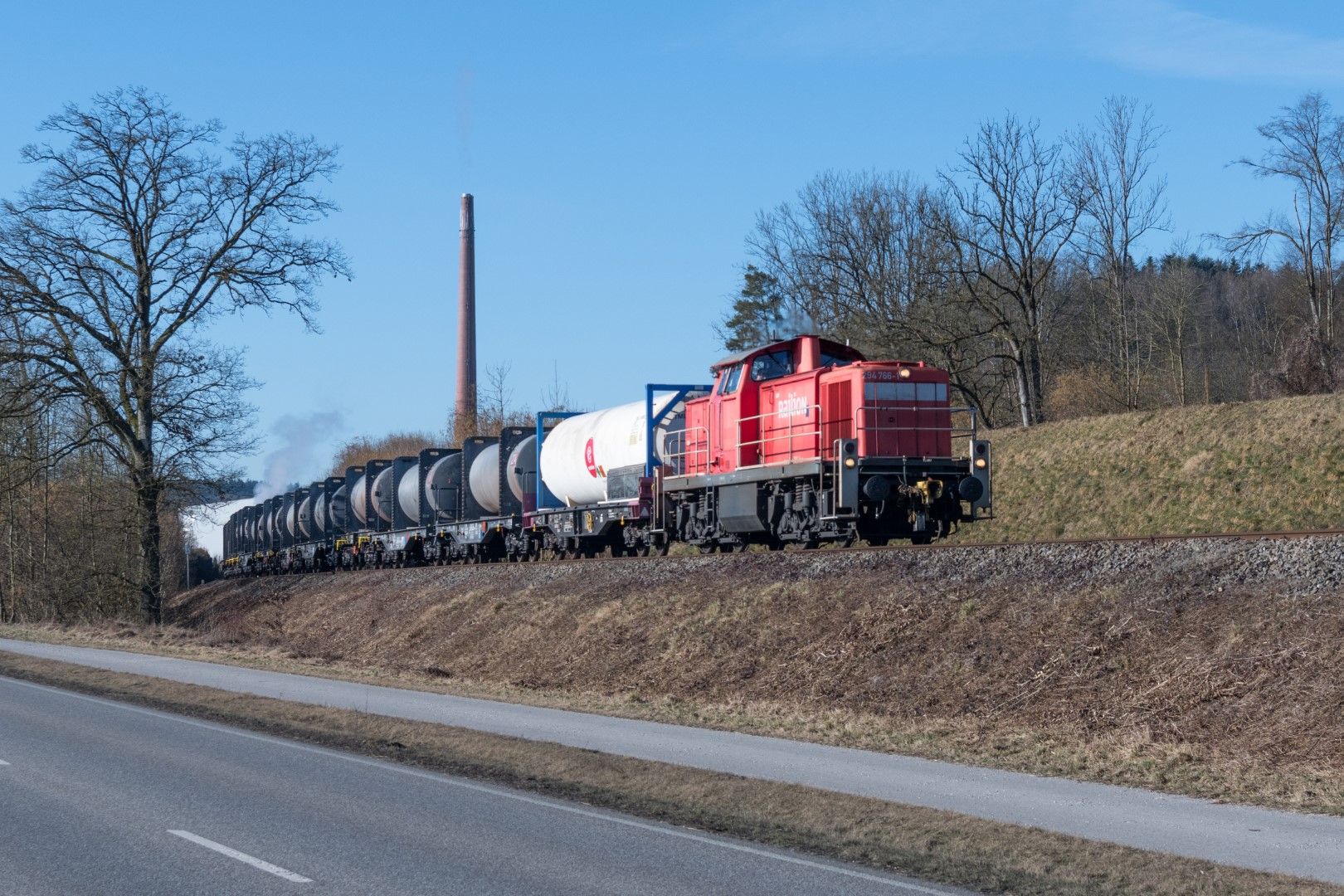 Mehr Fahrzeit, weniger Warten: Wie Produktiv ist die Eisenbahn?