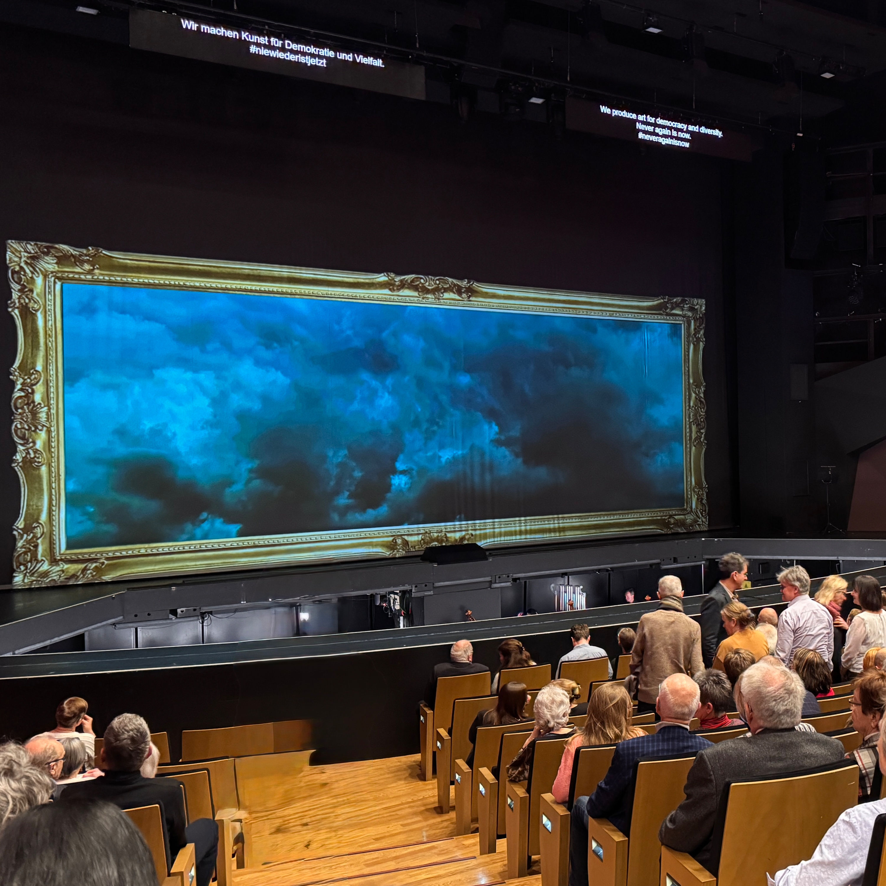 Mimì, Rodolfo und die unerreichbaren allerersten Küsse des Frühlings