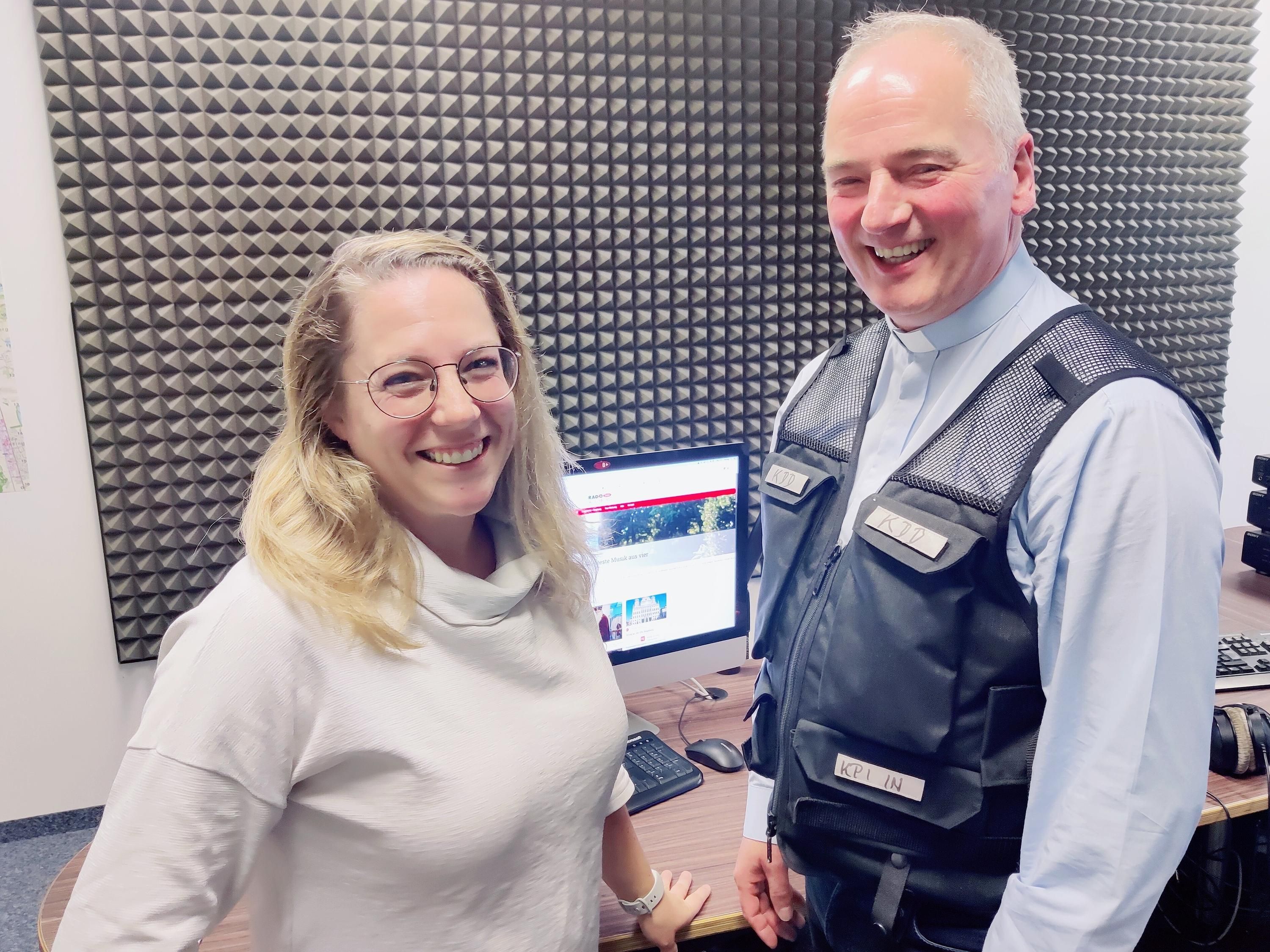 Mit den Waffen des Herrn: Diakon und Kriminalpolizist Michael Gastl im Sonntagstalk