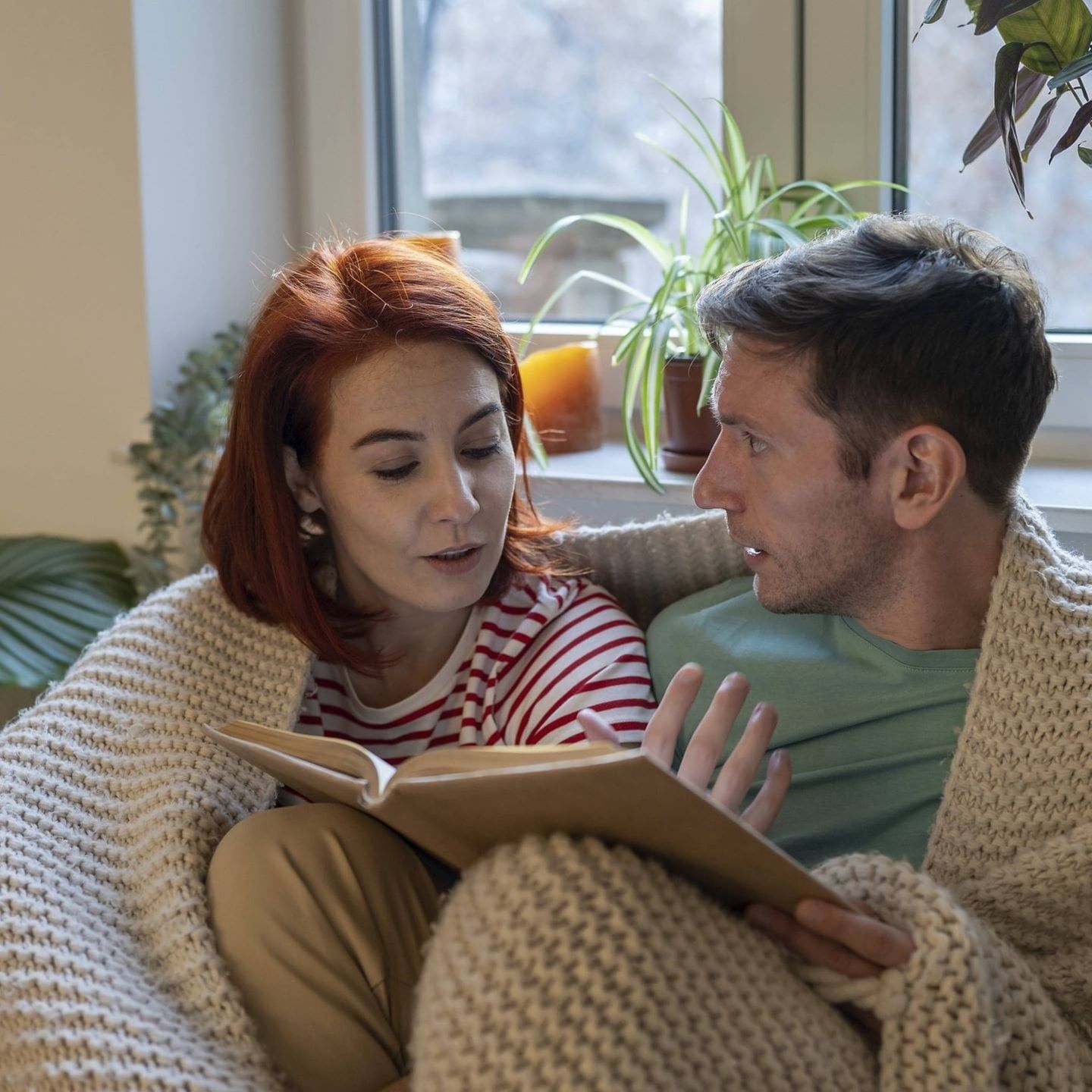 Mit neuen Büchern von Ursula K. Le Guin, Hannah Lühmann, Caroline Schmitt, Clara Heinrich, Natascha Wodin und Christoph Wagner