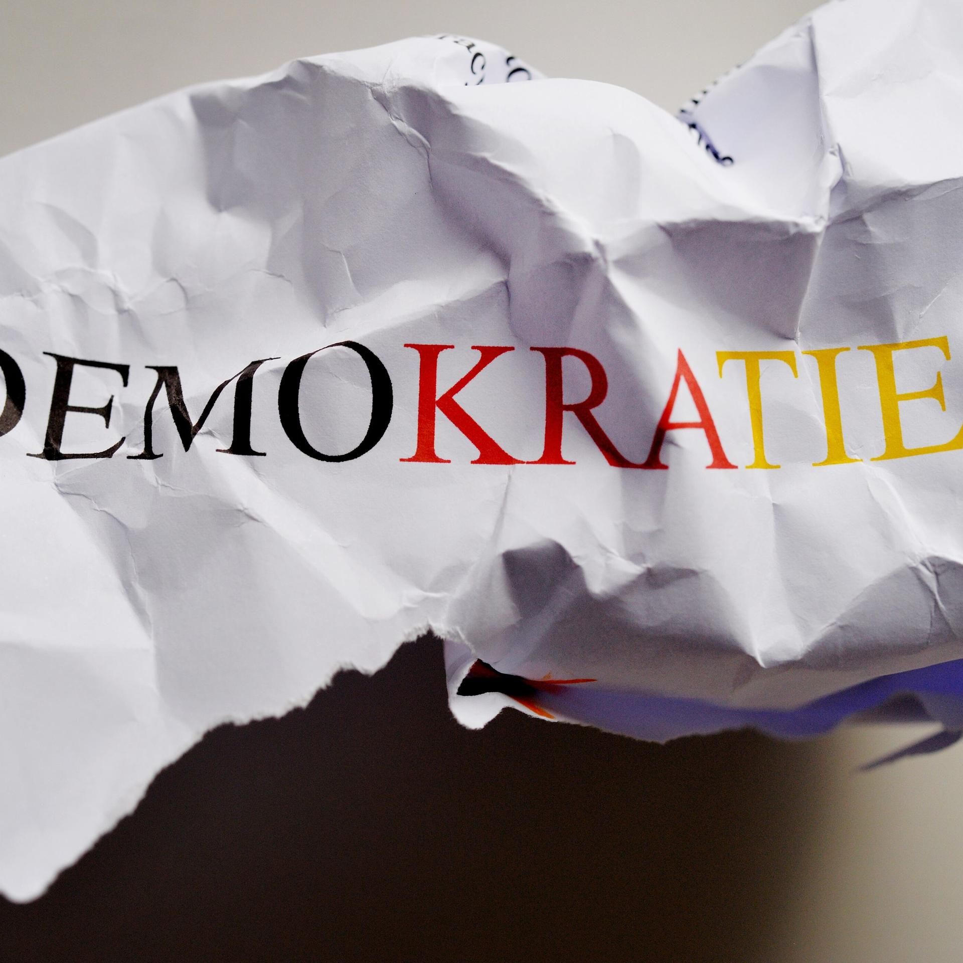 Mitte-Studie 2025 - Auf einem Auge demokratisch?