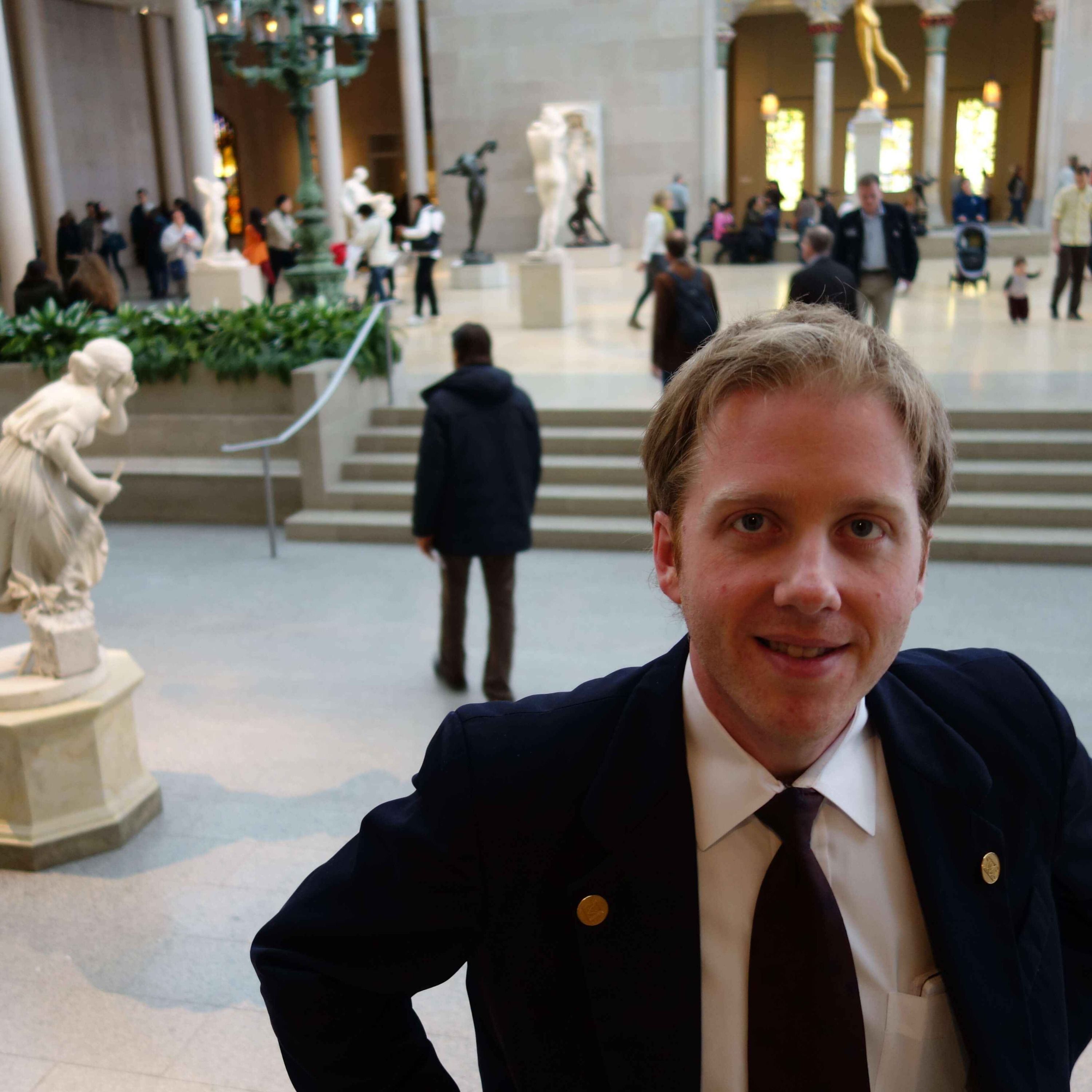 New York #1: Metropolitan Museum of Art – Meine 10 Jahre als Wächter der Schönheit im Met – mit Patrick Bringley (EN)