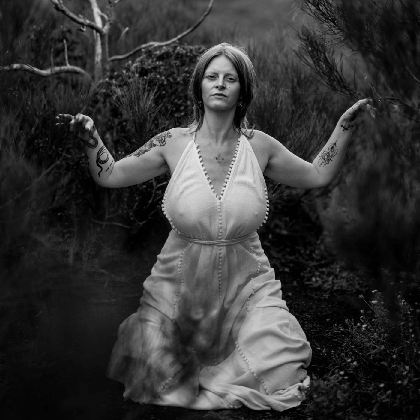 Nicht nur Licht: Warum du low vibes nicht wegdrücken solltest