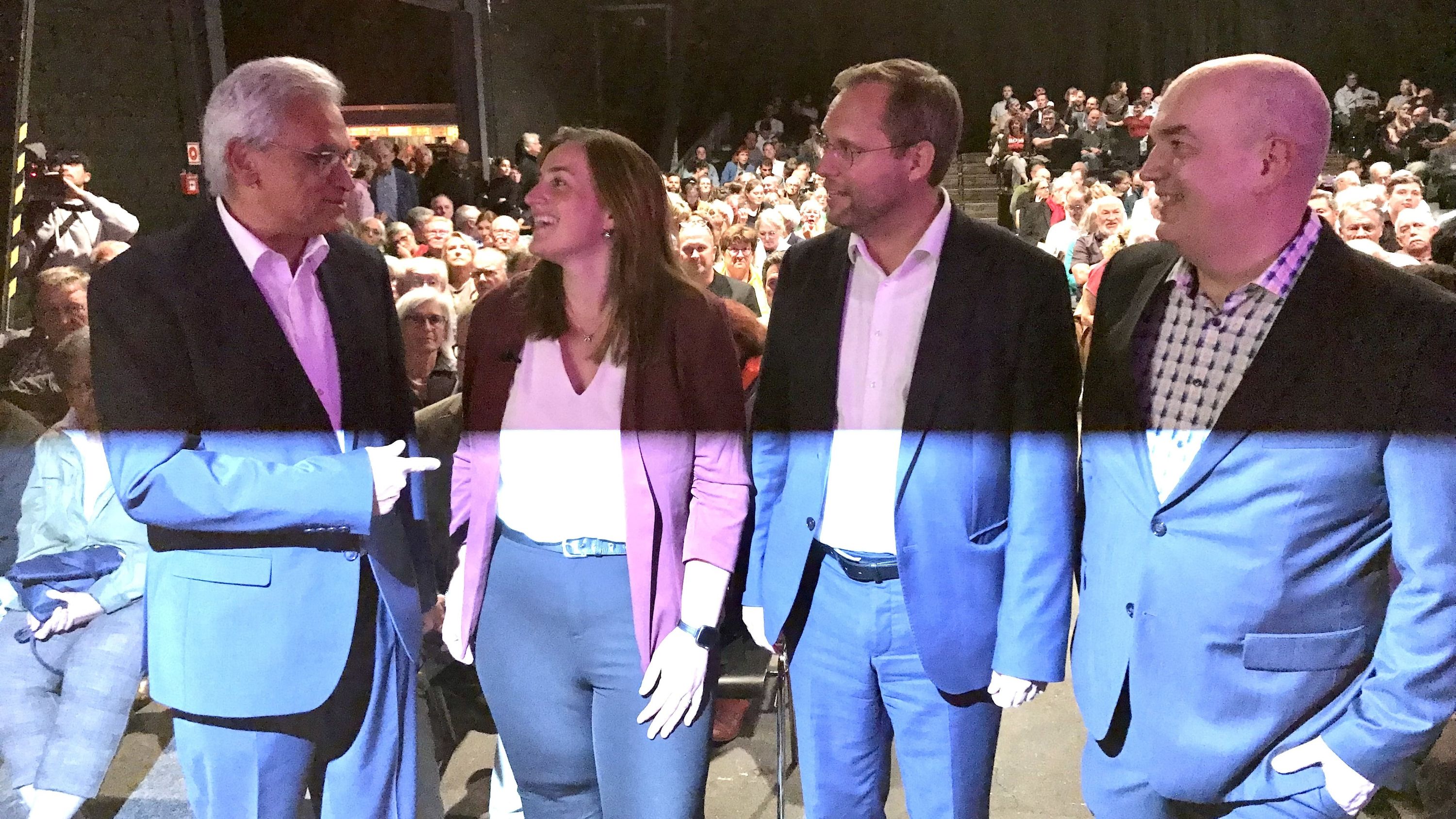 OB Wahl Ulm: erste Kandidaten-Runde im Roxy