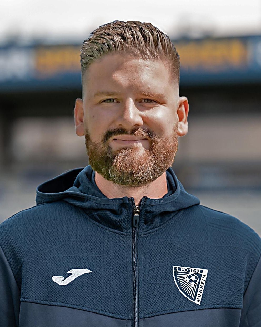 Oberliga Niederrhein #21: Wie laufen die Planungen des 1. FC Monheim, Simon Büttgenbach?