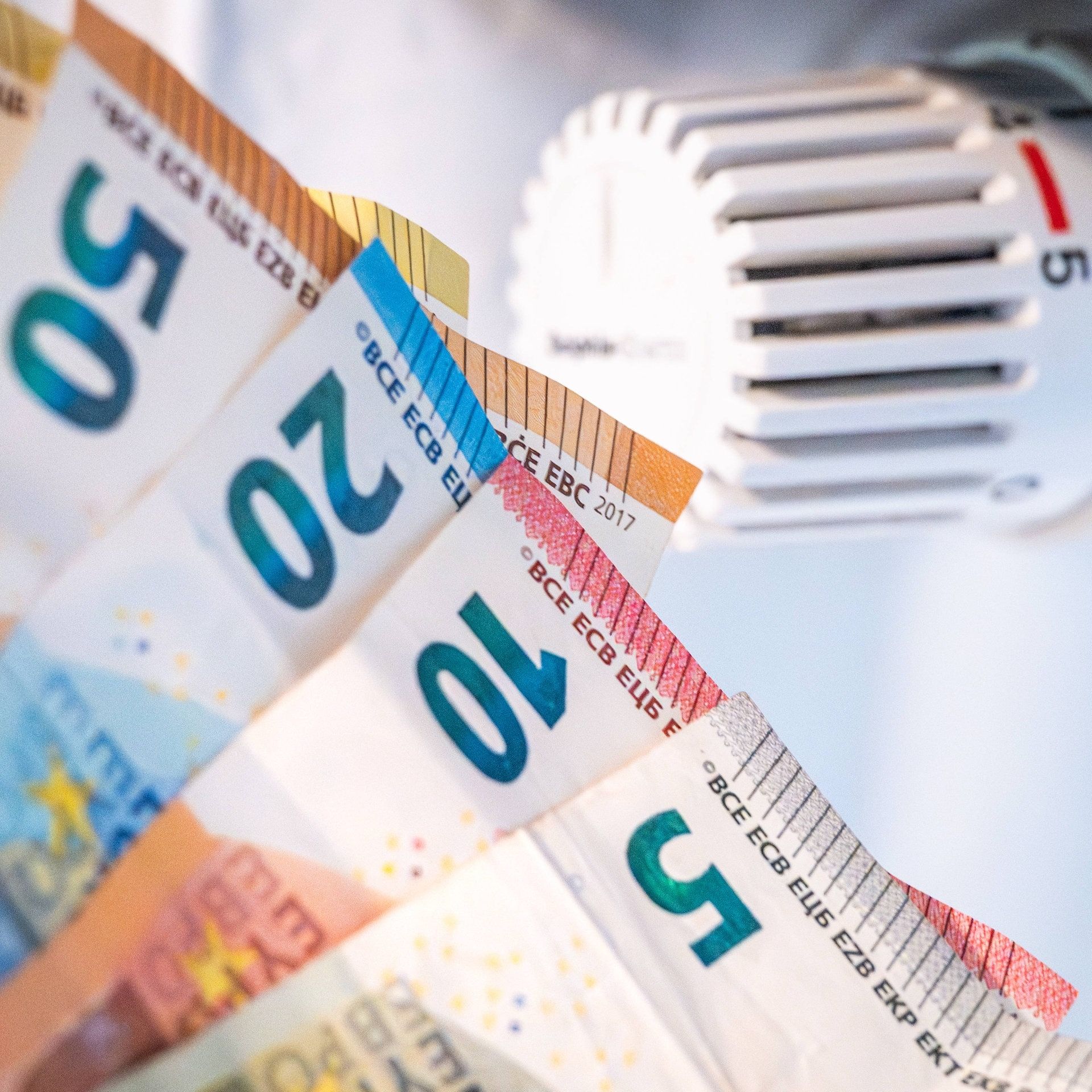 Öko-Institut warnt: Mehr als doppelt so hohe Heizkosten durch Gebäudemodernisierungsgesetz