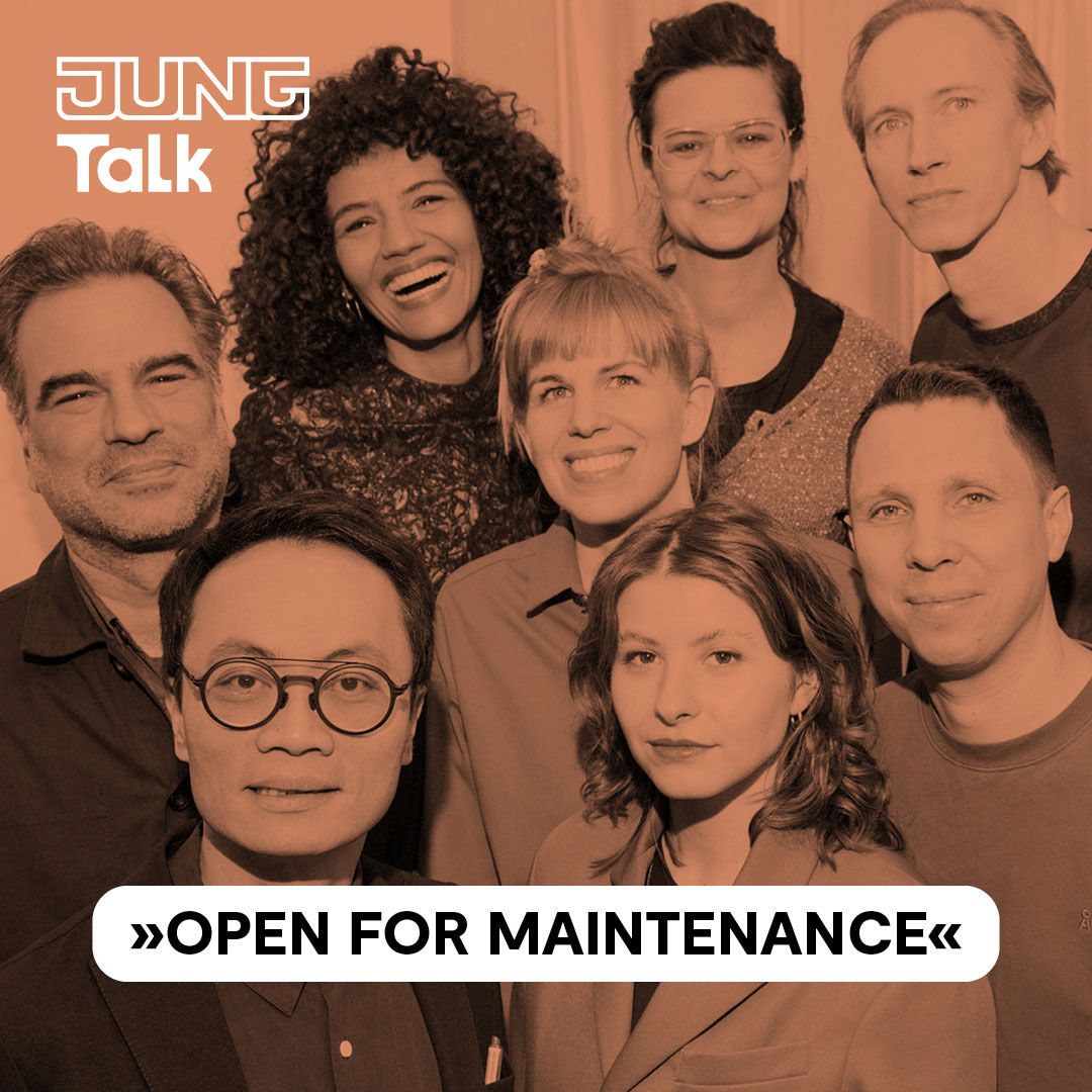 OPEN FOR MAINTENANCE – WEGEN UMBAU GEÖFFNET