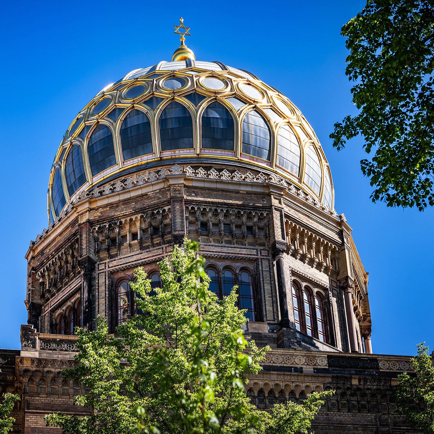 “Ossi-Juden – “Wessi”-Juden – Das mühsame Zusammenwachsen der jüdischen Gemeinden nach der Wiedervereinigung