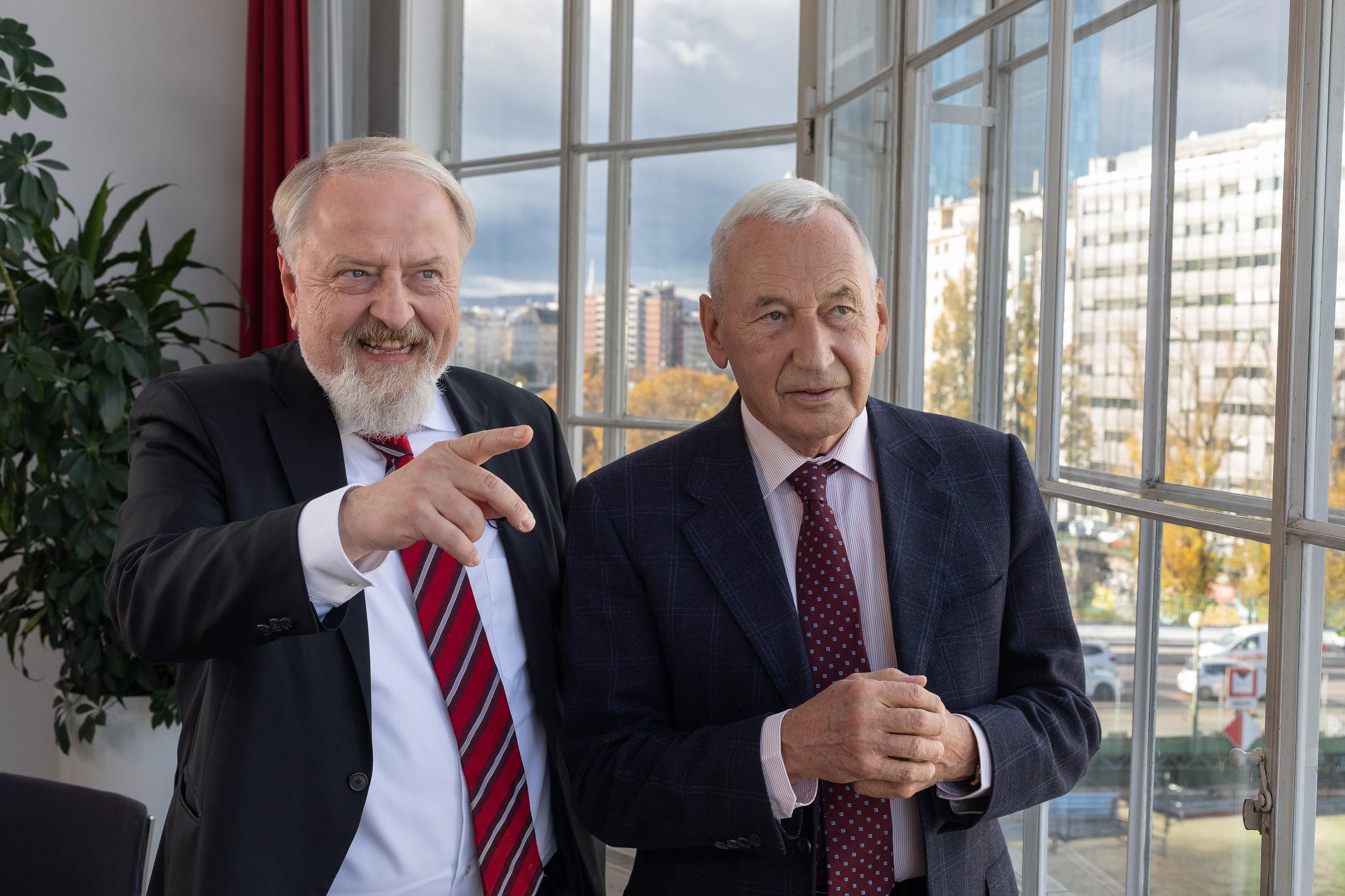 Prof. DDr. Johannes Huber im ZEITGESPRÄCH mit Gerhard Schmid 79