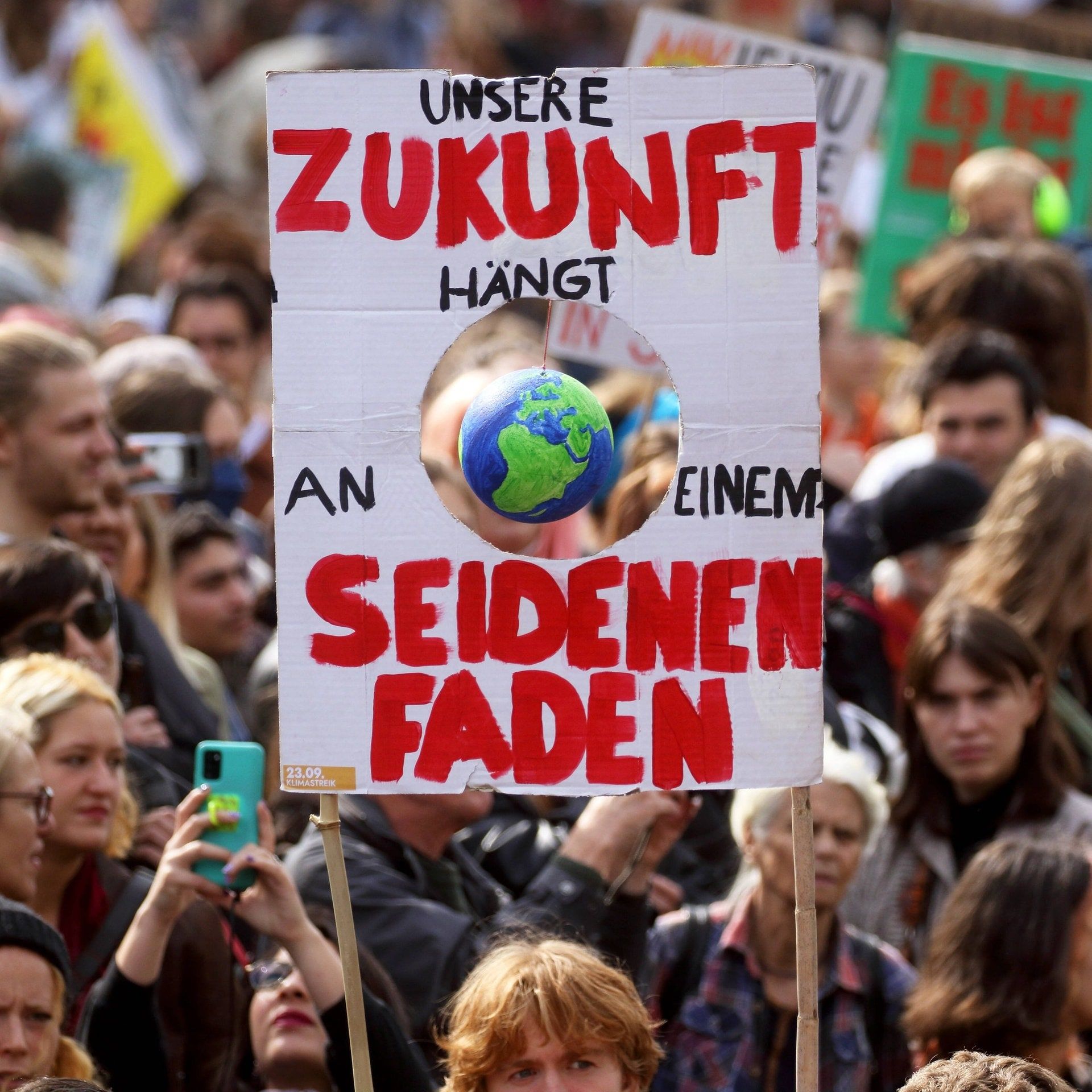 Projekt Zukunft – Klimaaktivist*innen im Kampf gegen die Ohnmacht