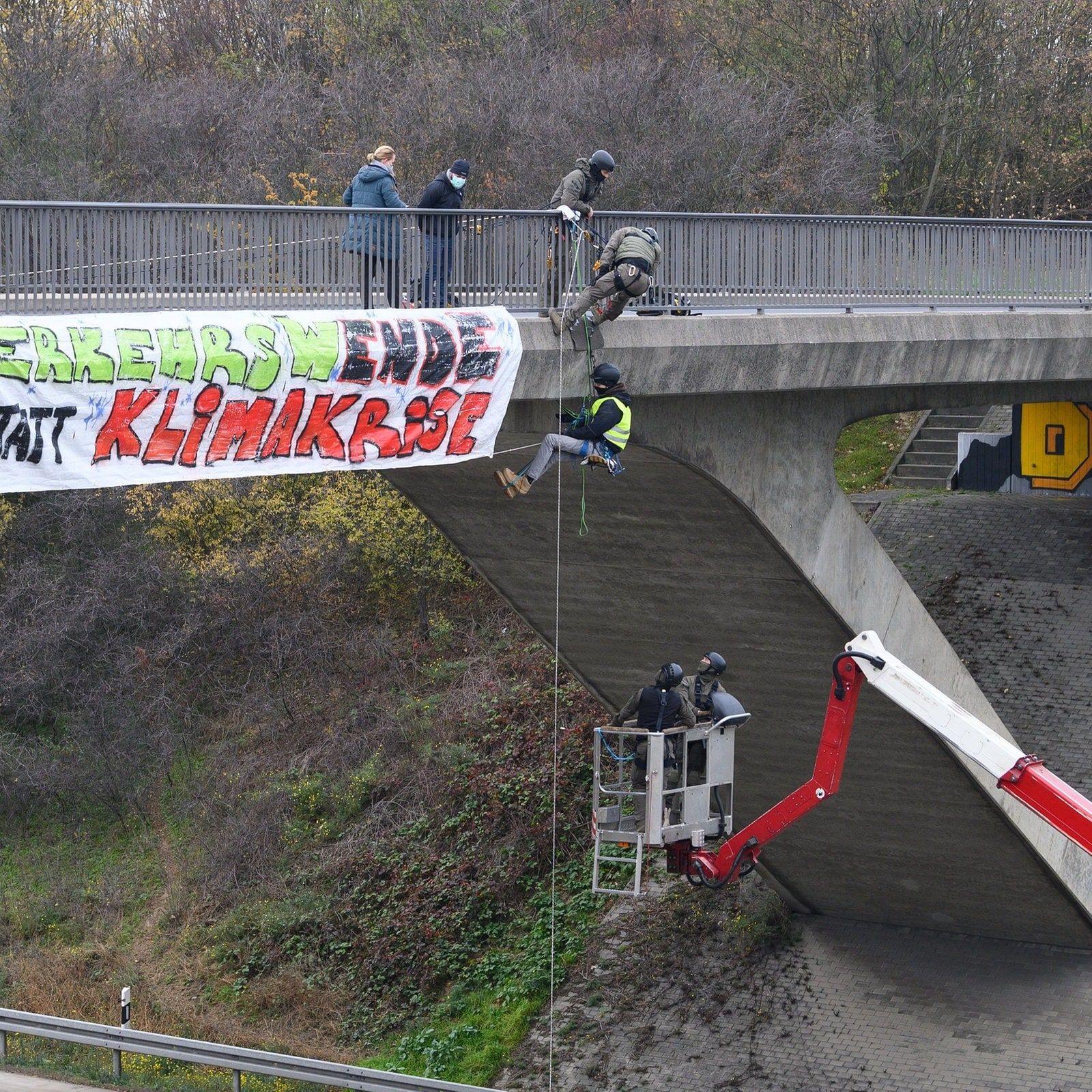 Protestaktion fürs Klima rechtfertigt Autobahnsperrung
