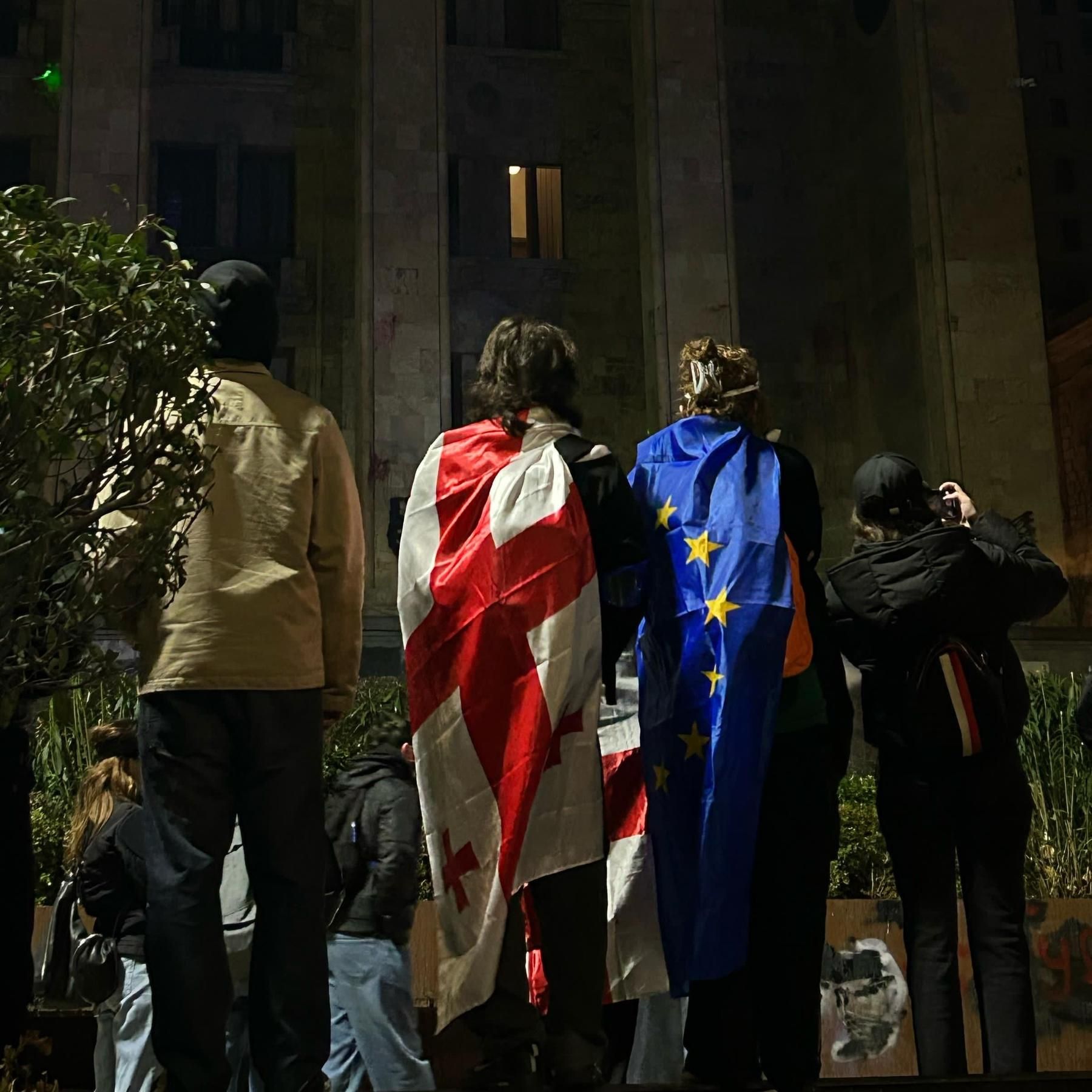 Proteste gegen prorussische Regierung: Was bewegt junge Menschen in Georgien?