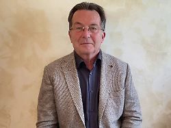 Ralph Thiele: "Trump braucht die Nato - versteht sie aber nicht genug"