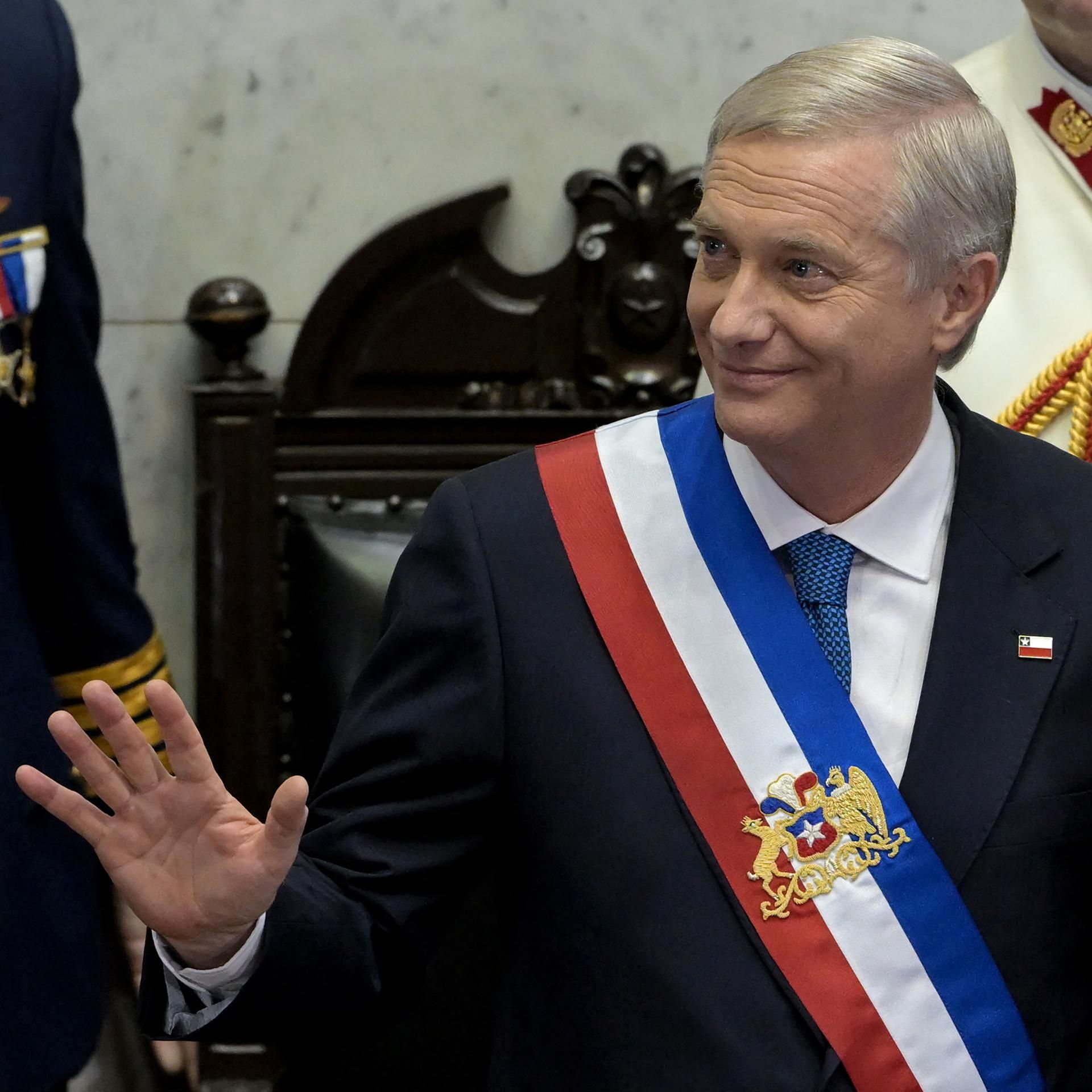 Rechtsruck in Chile - Der Präsident und seine Schwäche für einen Diktator