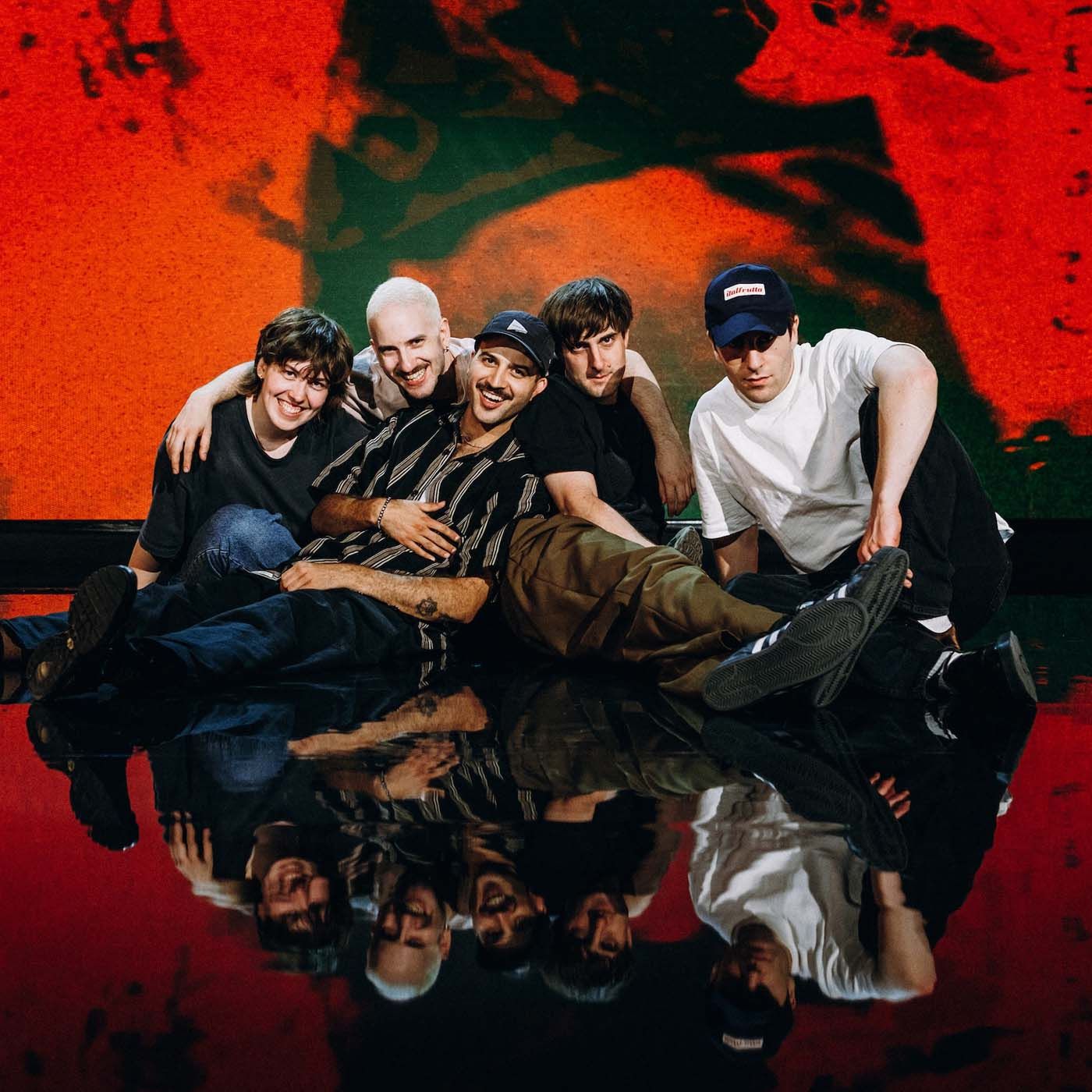 Ree­per­bahn Fes­ti­val Col­li­de live in con­cert