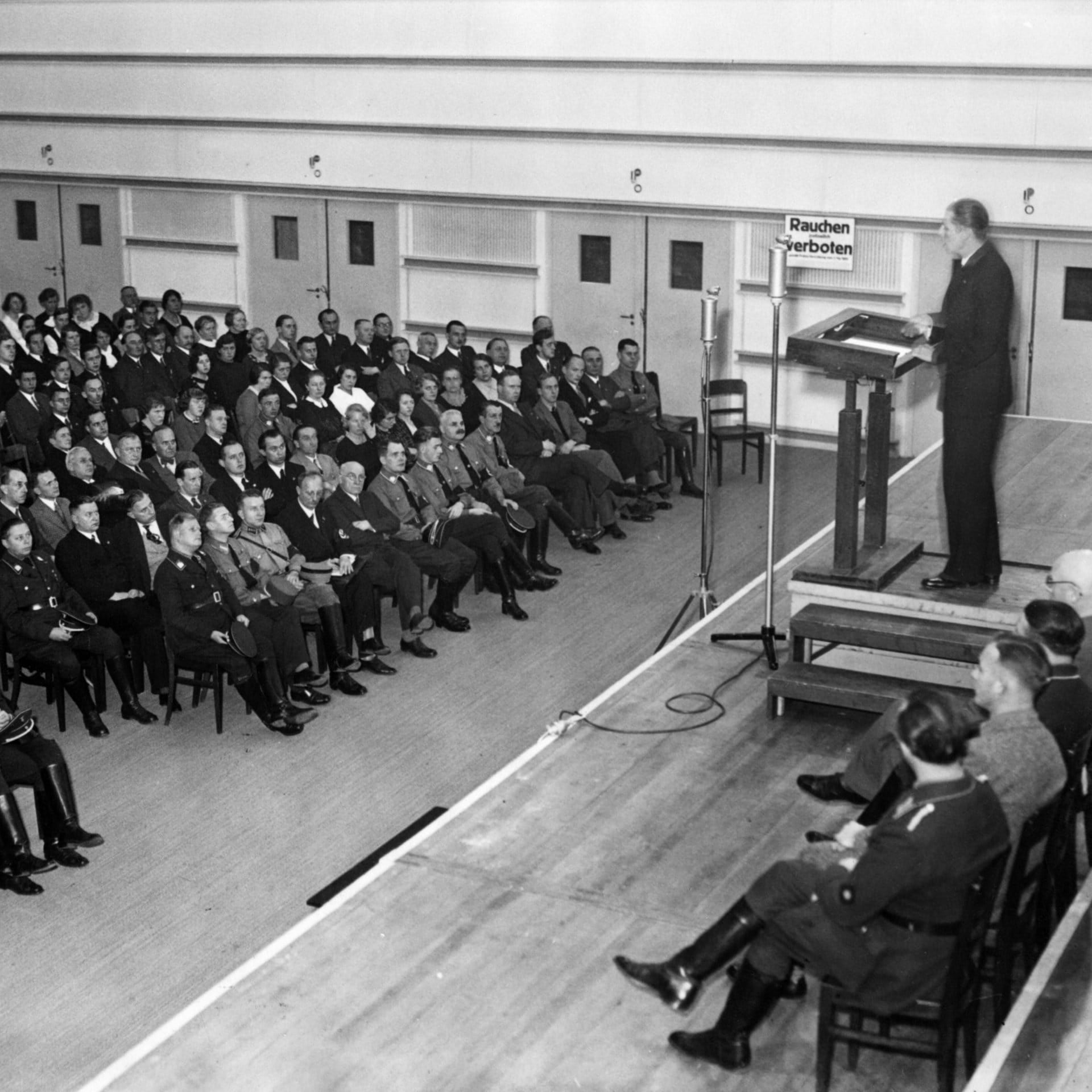 Reichssendeleiter Eugen Hadamovsky beschwört "Einmütigkeit" des Rundfunks | 14.11.1933