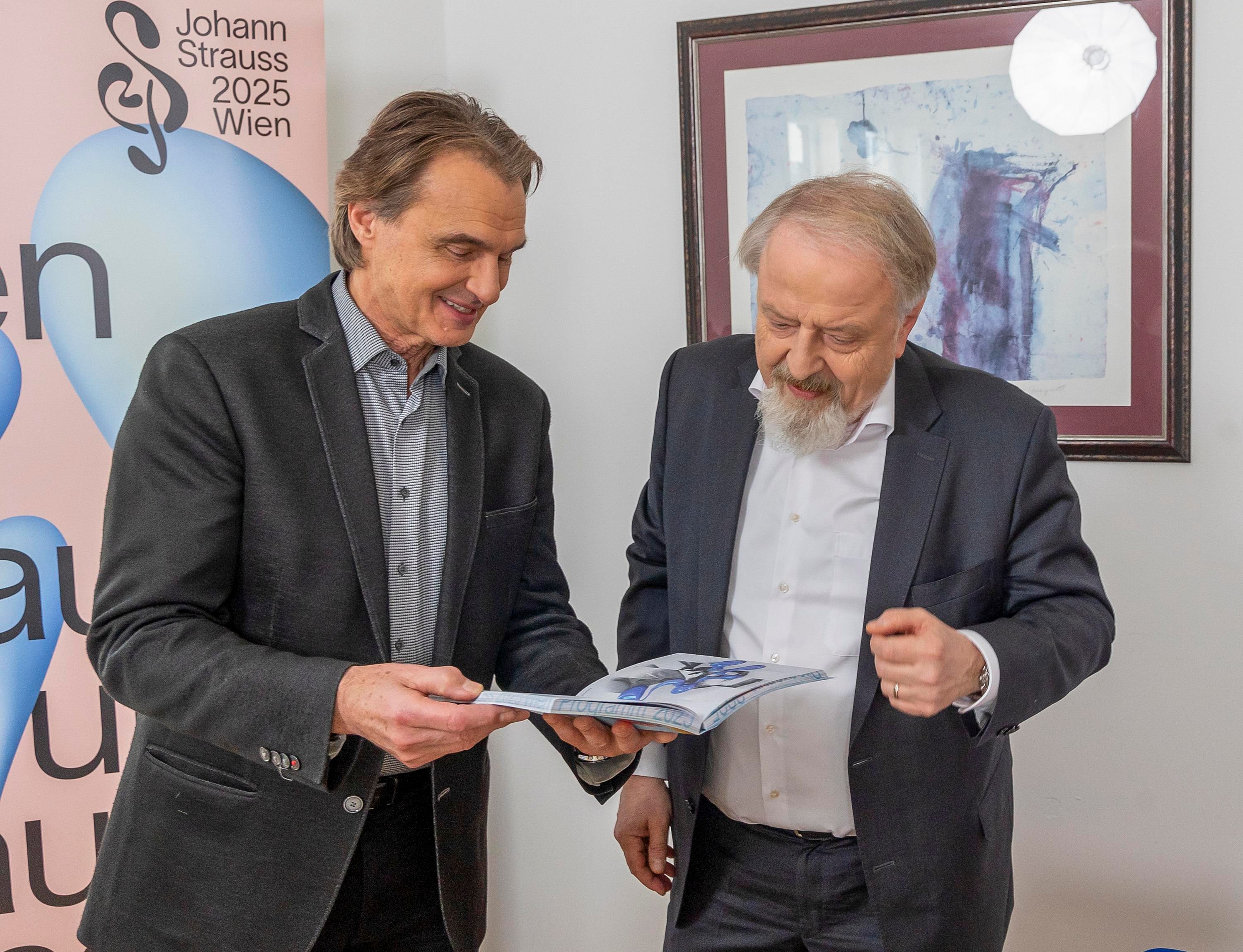 Roland Geyer, Intendant des Johann Strauss Jahrs 2025 im ZEITGESPRÄCH 101 mit Gerhard Schmid