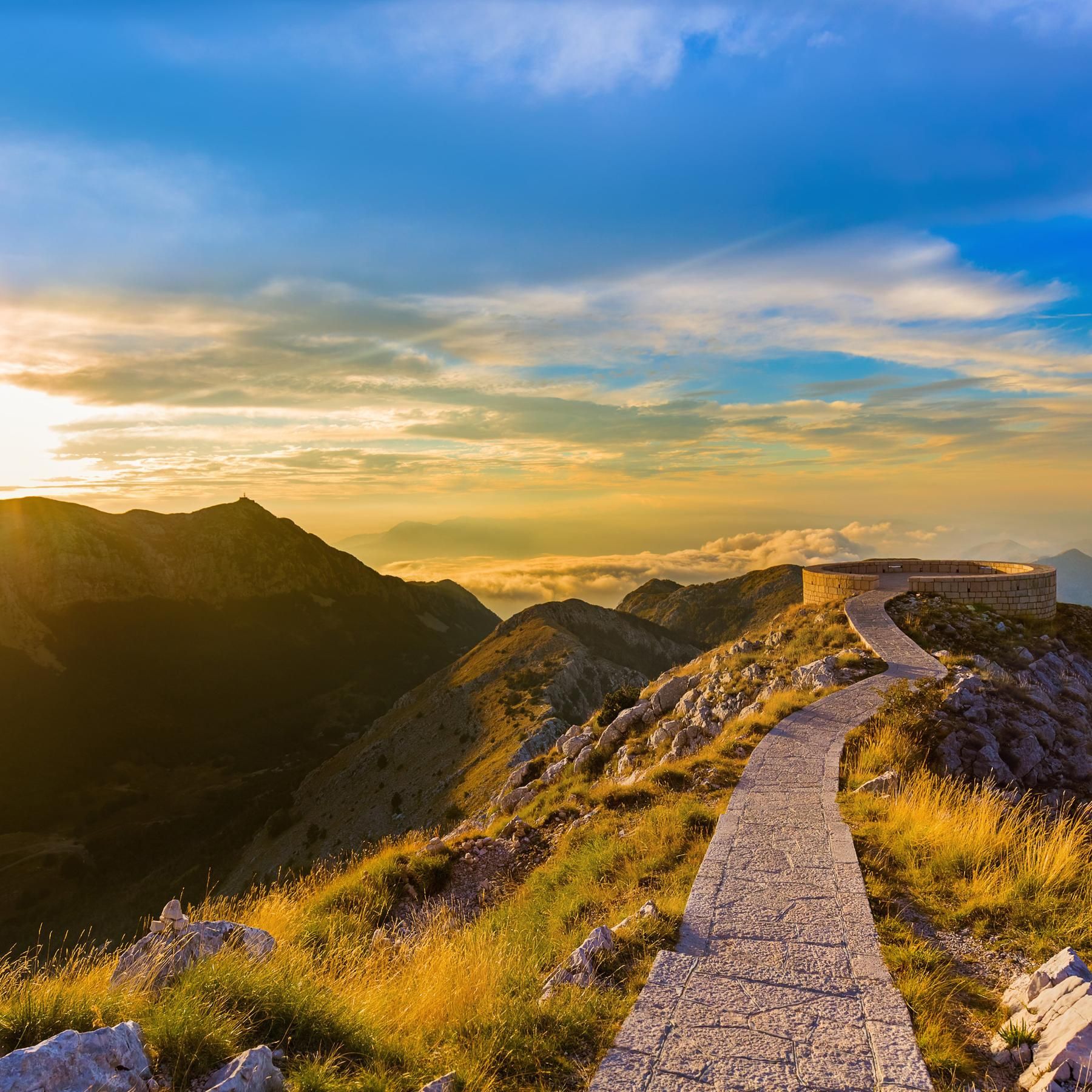 Rügen, Alpe Adria Trail, Serbien - Reisegeschichten über zeitgemäßes Reisen