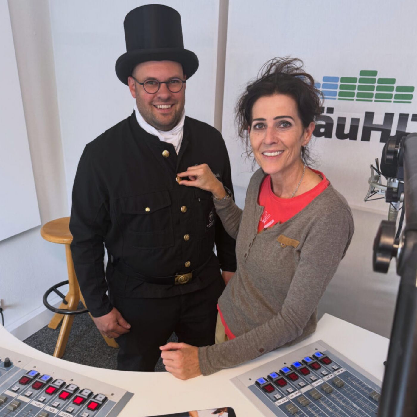 Ruß, Rauch & Verantwortung - Kaminkehrer Christian Fichtl im AllgäuHIT-Kaffeeklatsch