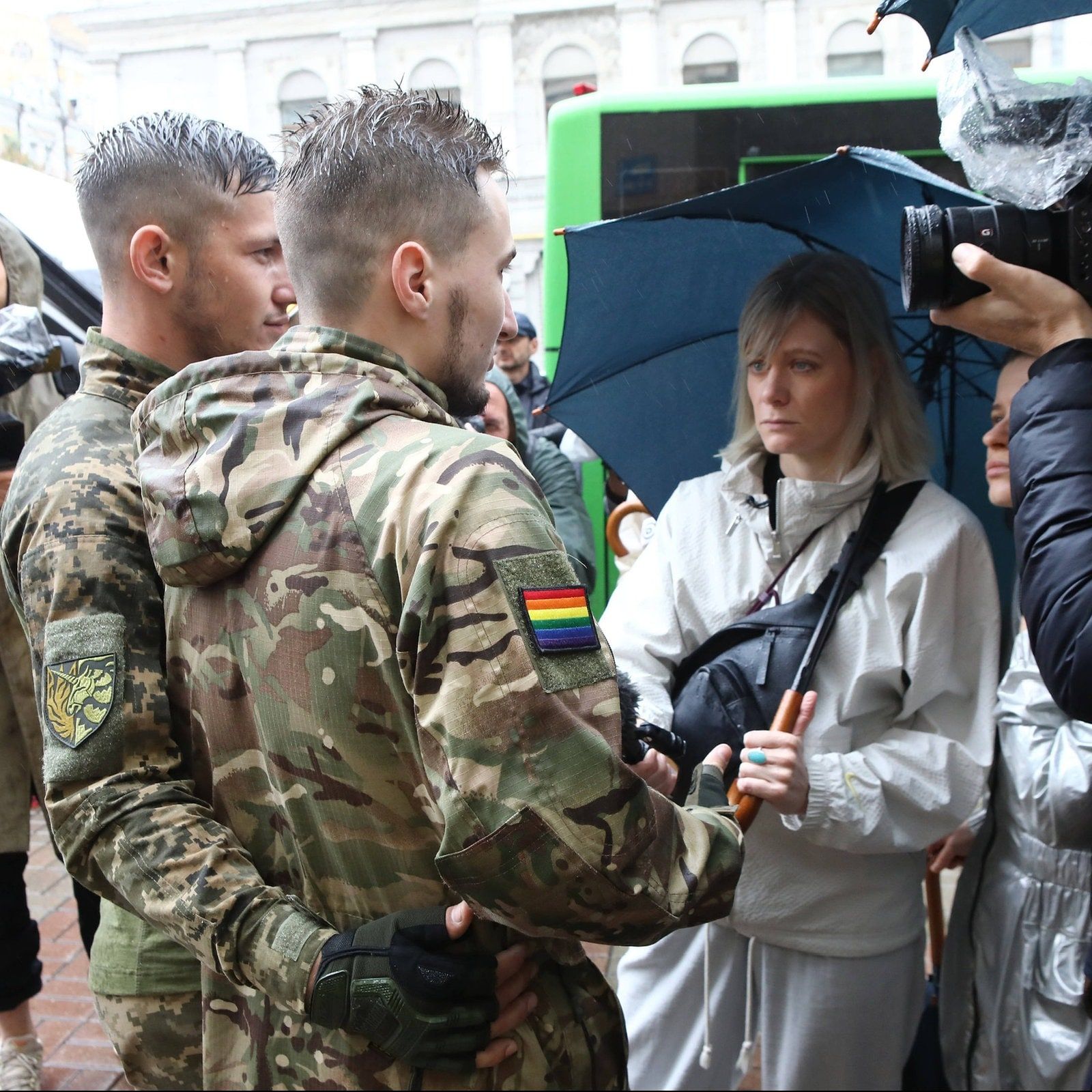 Schwule Soldaten in der Ukraine fürchten um ihre Rechte