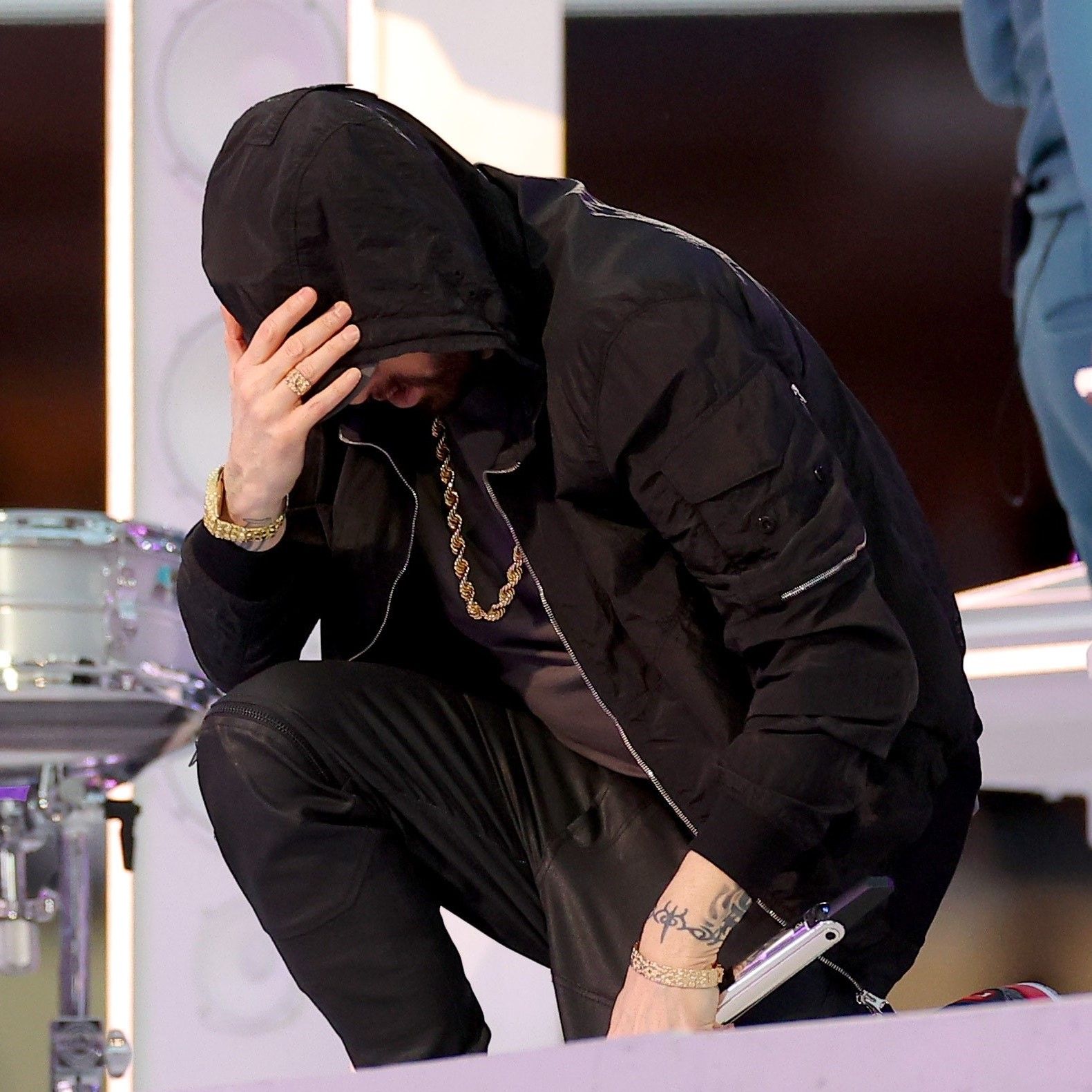 Sich nicht entmutigen lassen, denn Gott ist mit uns