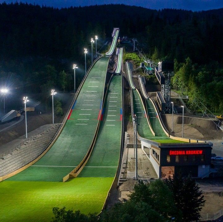 Sie fliegen wieder - Skispringen is back