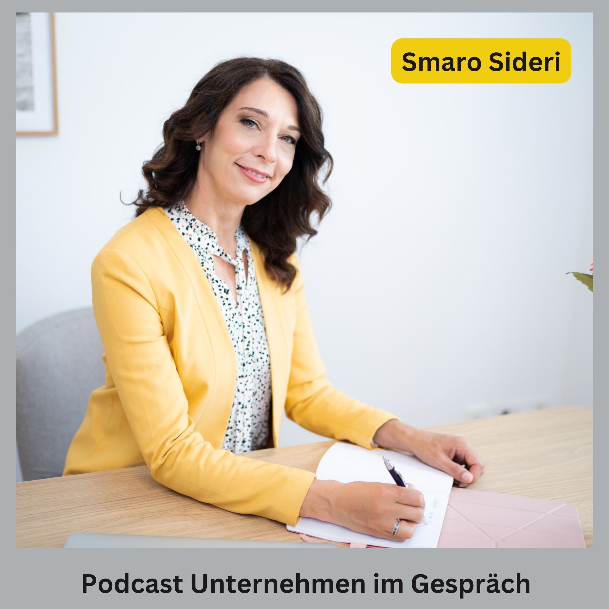 Smaro Sideri, Anwältin für Arbeitsrecht und Podcasterin