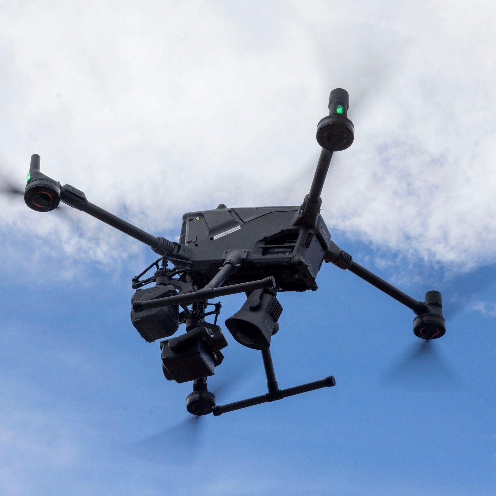 Sollte der Verfassungsschutz zum Geheimdienst umgebaut werden?