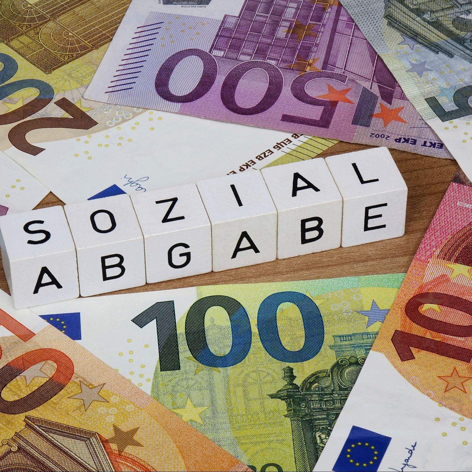 Sozialabgaben: Kosten für Arbeitgeber wirklich so hoch?