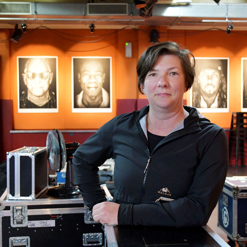 Starke Frauen: Konzertveranstalterin Pamela Dehniger rockt hinter der Bühne