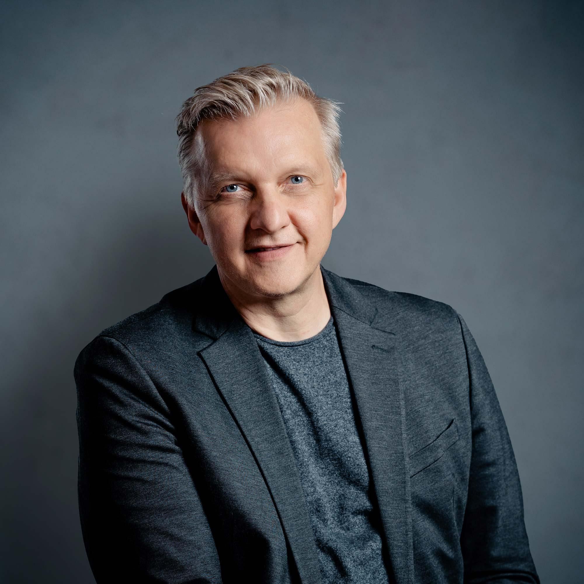 Steffen Böttcher: Politik sichtbar machen durch Reportagefotografie